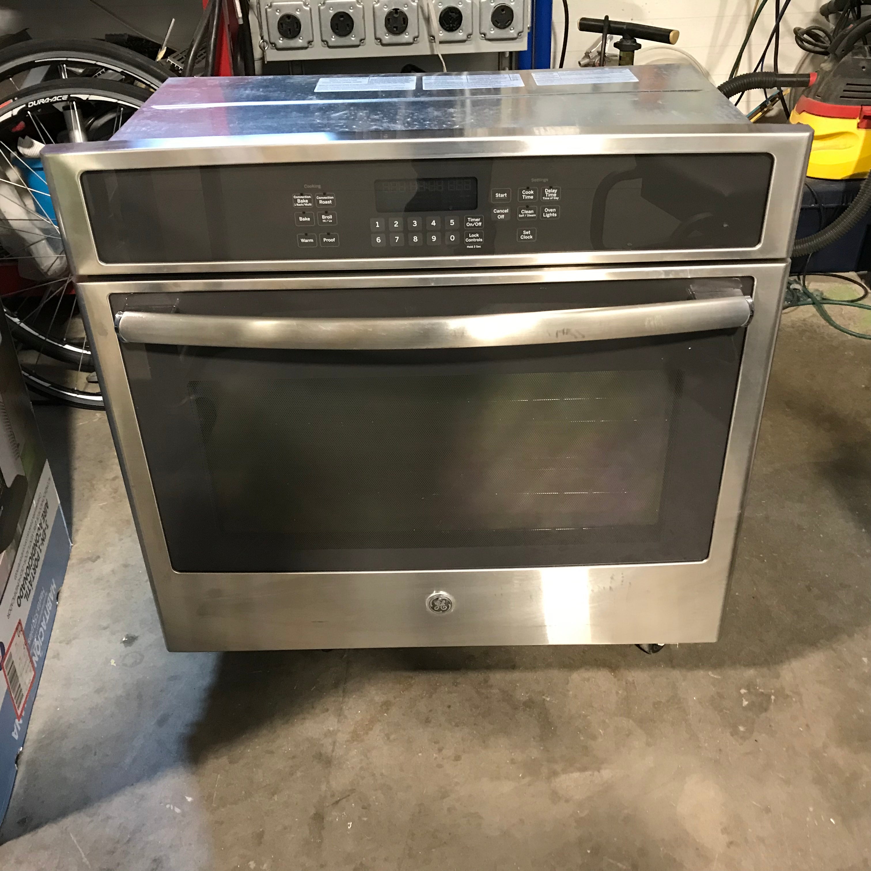 GE Stainless Steel Wall Oven 30"x 25"x 27"