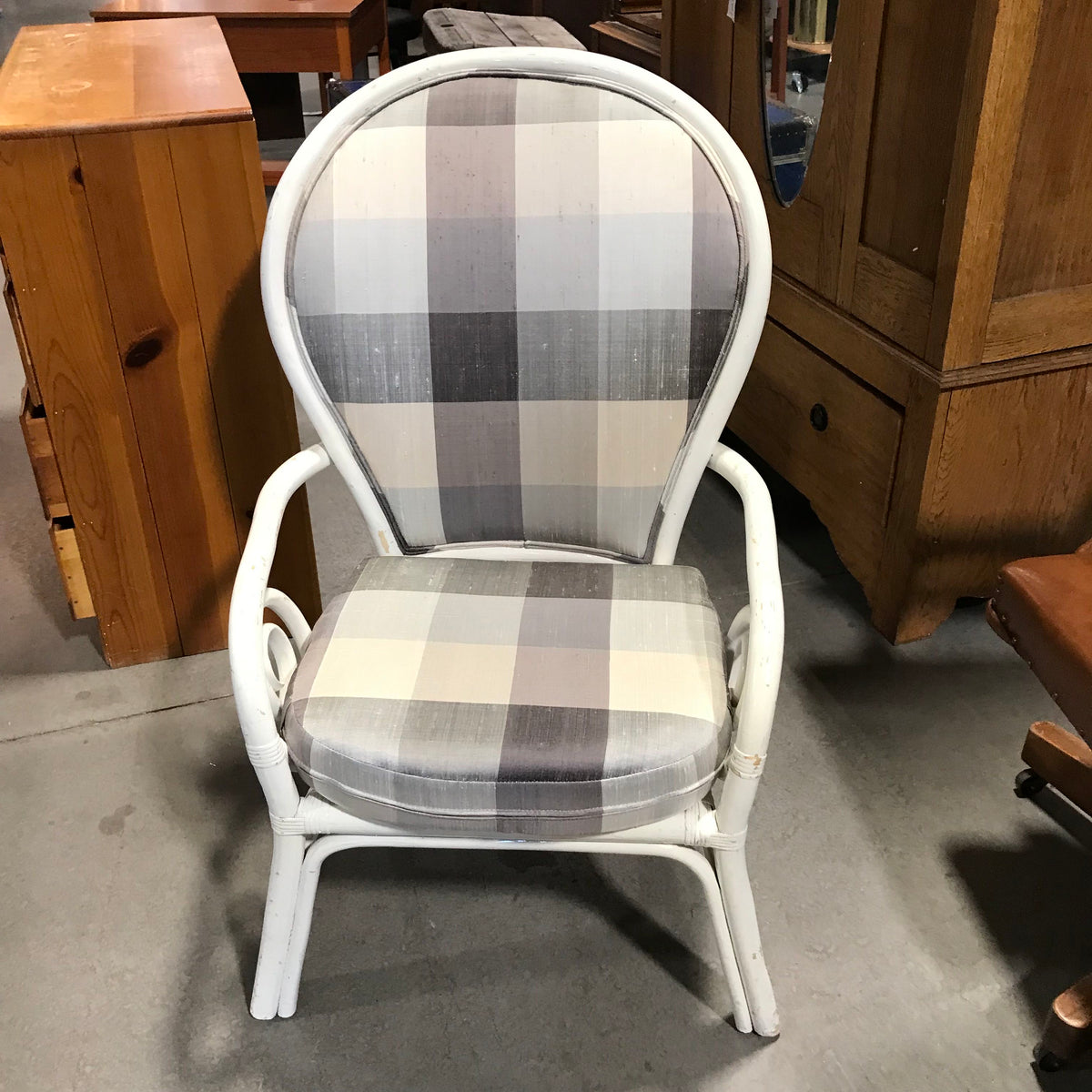 Ethan allen discount buffalo check chair