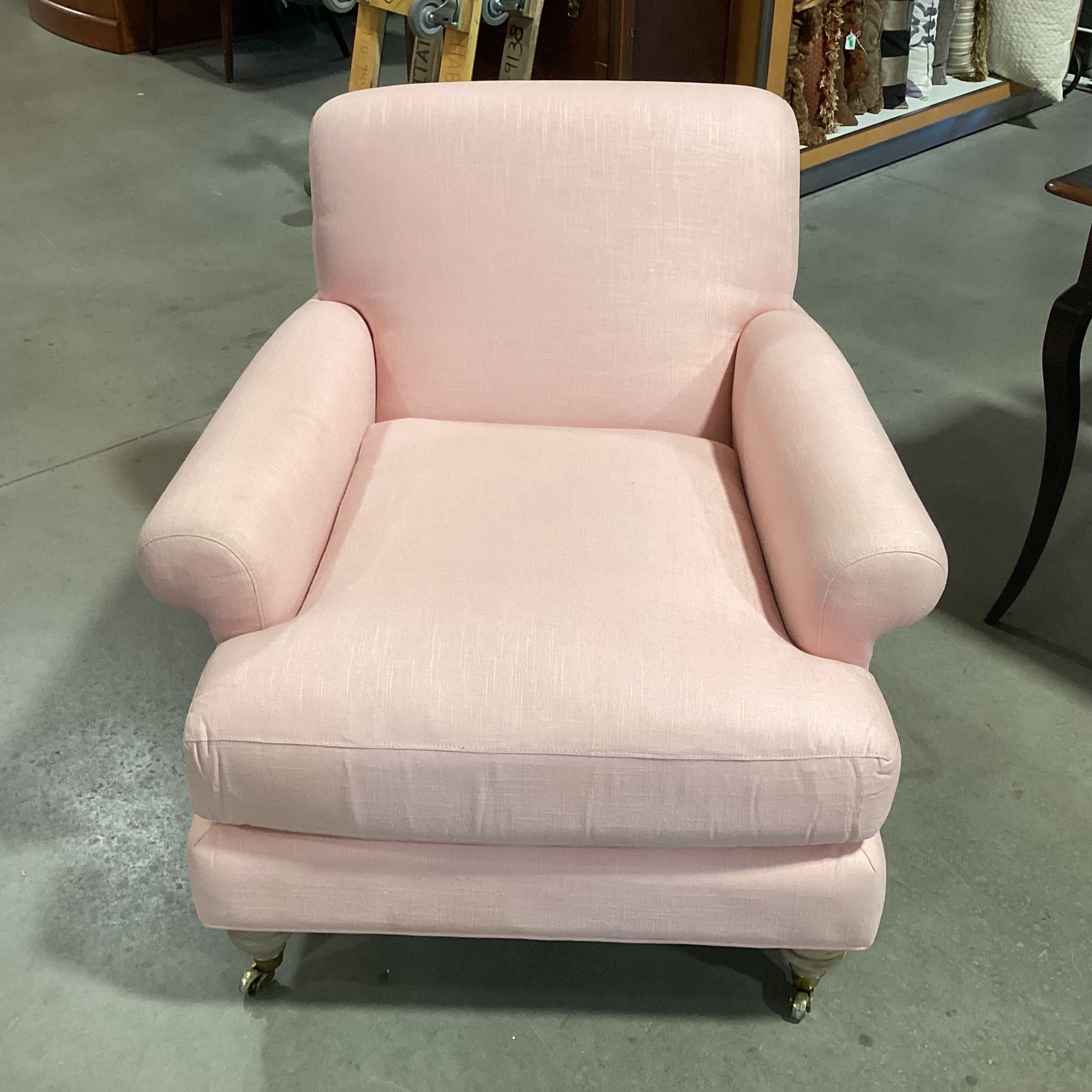 Freestyle Collection Pink Linen Casters Roll Arm and Back Chair