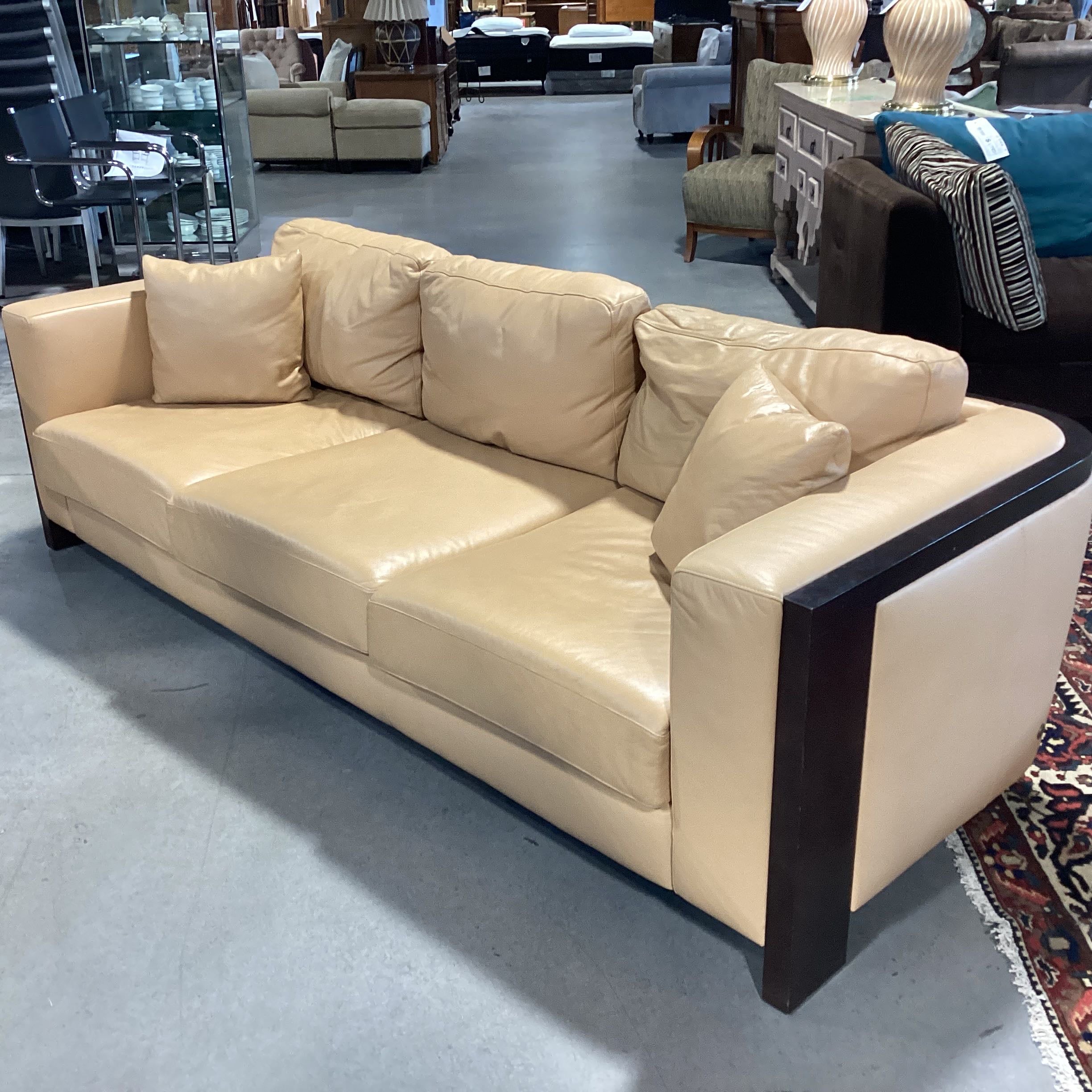 American Leather Butterscotch Leather Dark Finish Wood Curved Frame Accent Sofa