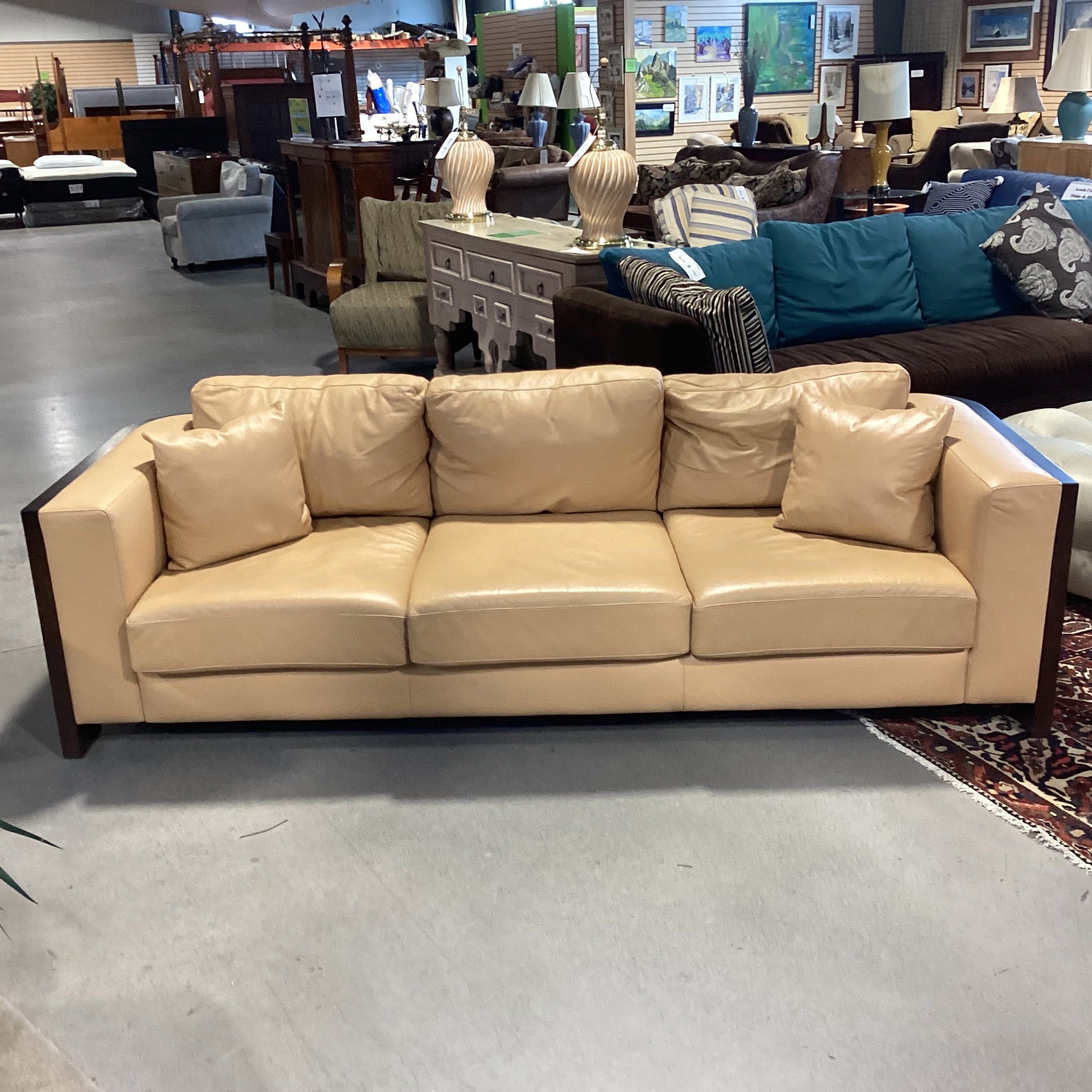 American Leather Butterscotch Leather Dark Finish Wood Curved Frame Accent Sofa