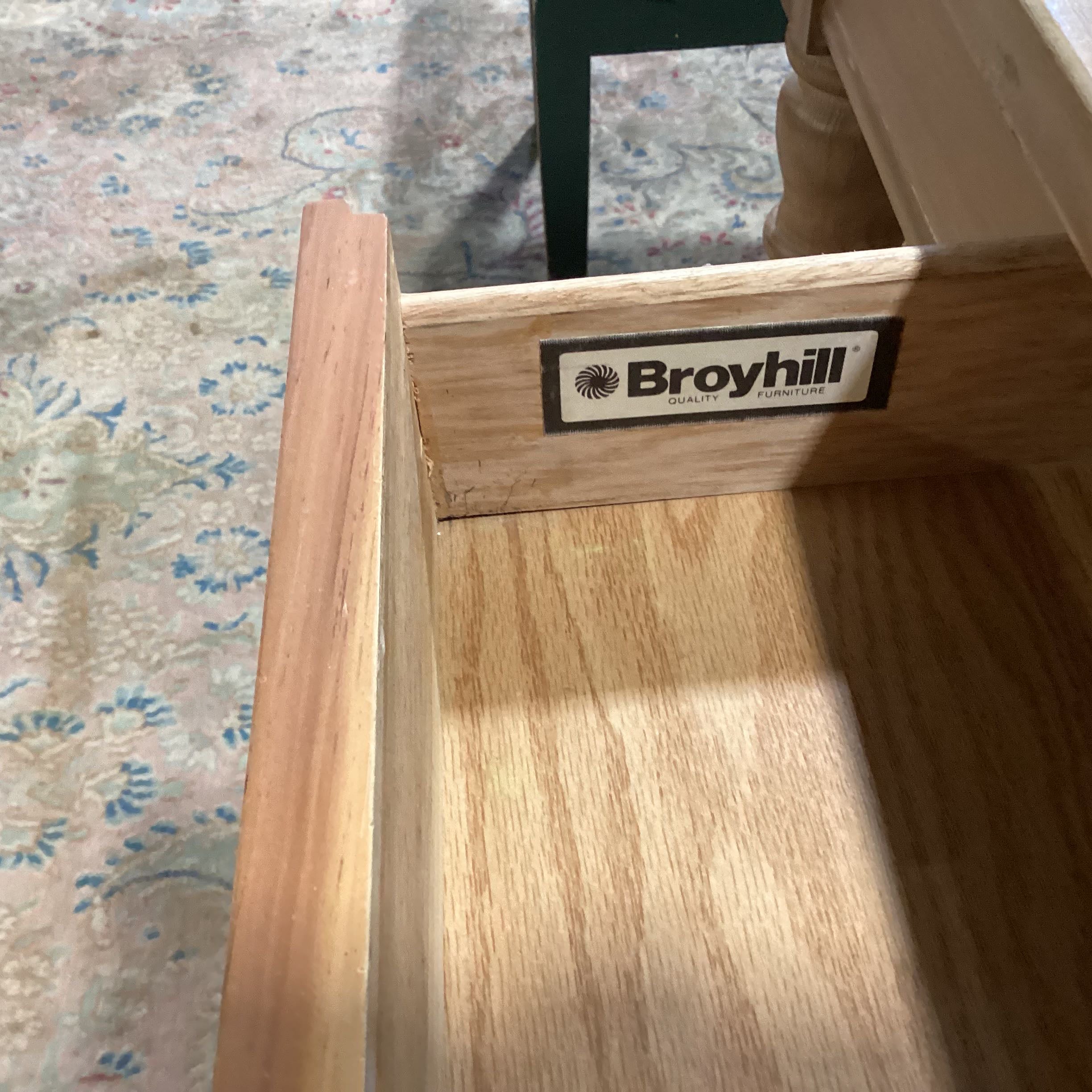 Broyhill Washed Pine 1 Drawer Turned Legs Sofa Table