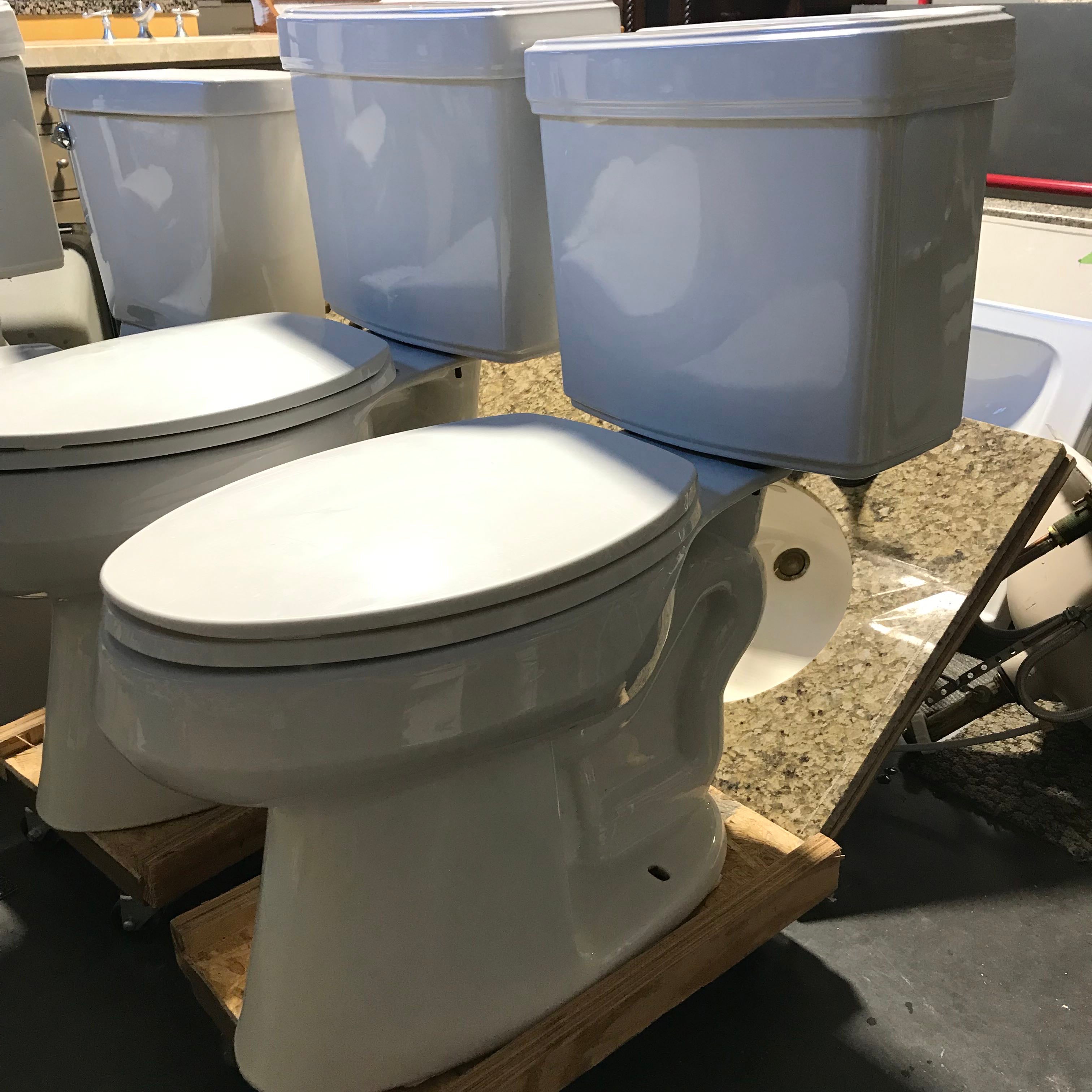 Kohler Toilet with Seat Elongated Bowl