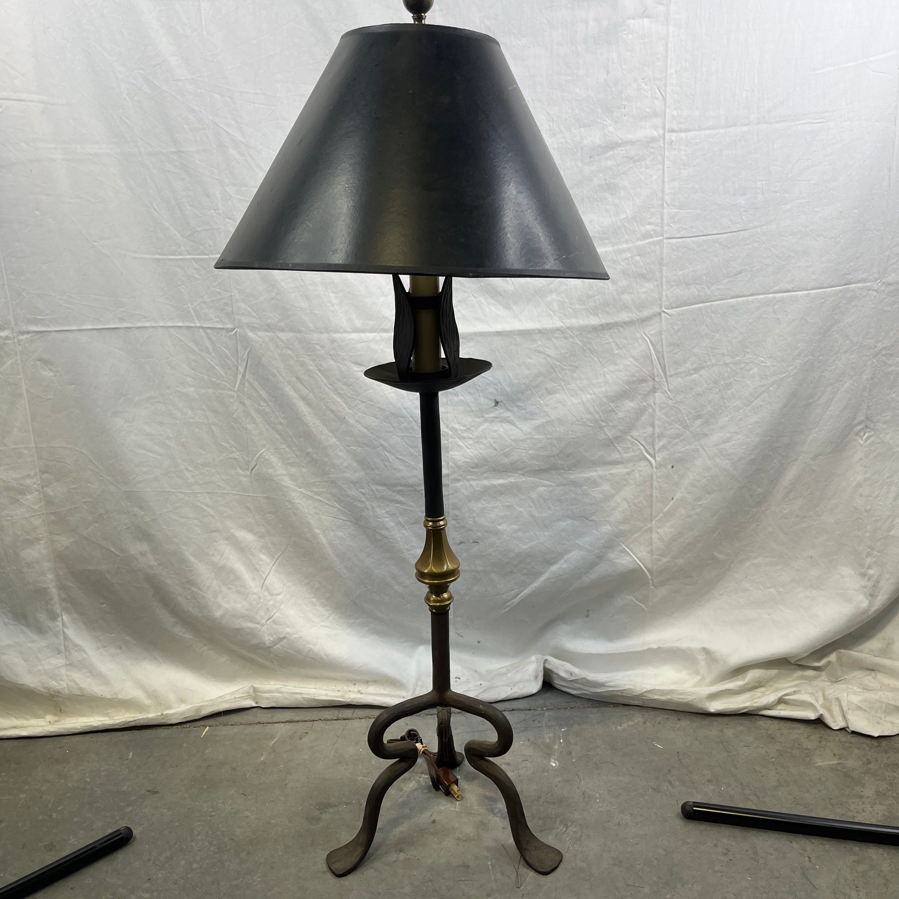 French 2-Light Wrought Iron 3 Legged with Hammered Flat Feet and Iron Leaf Candlestick Detailing Table Lamp