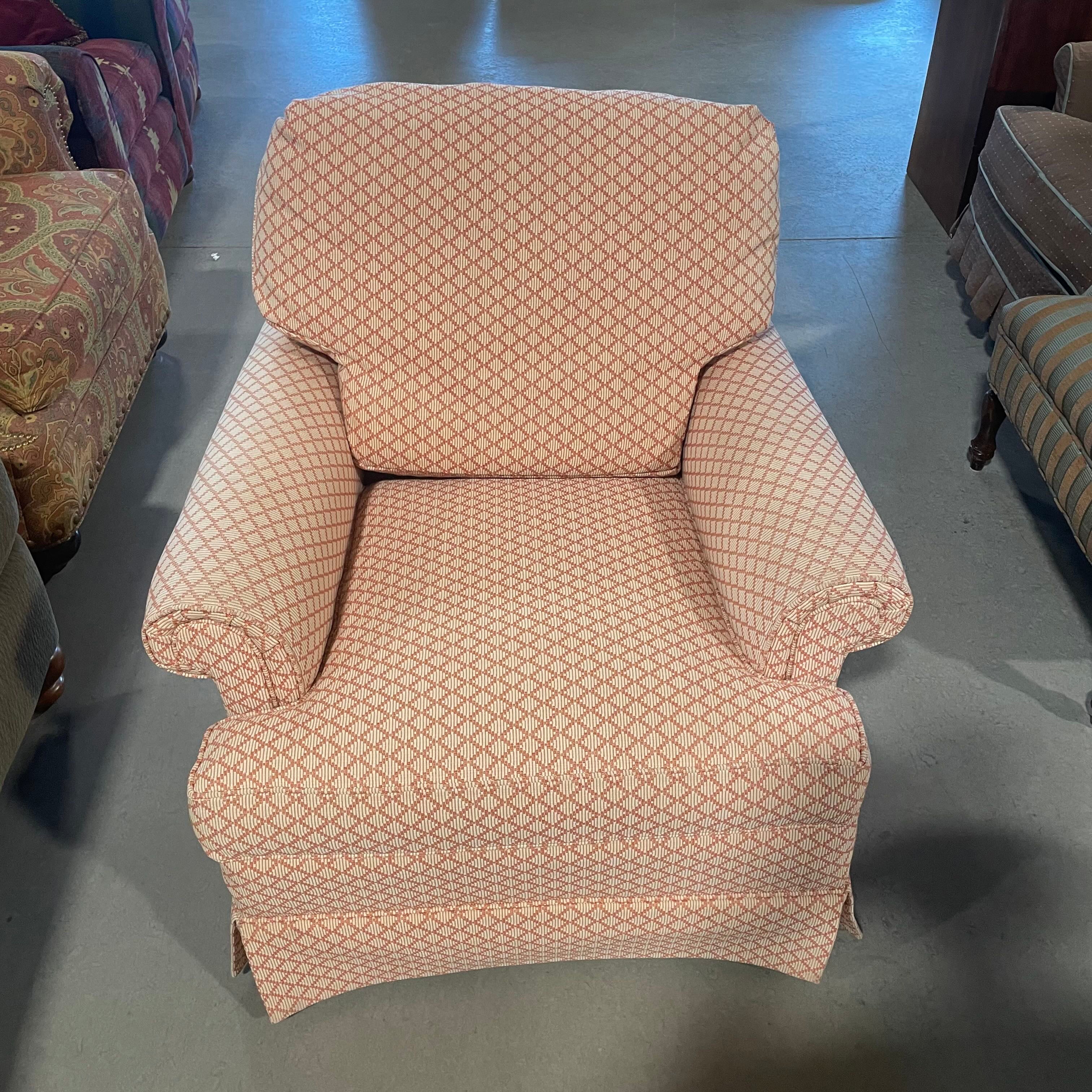 35"x 33"x 22" Sovereign Collection Hickory Chair Peach Lattice Design Chair