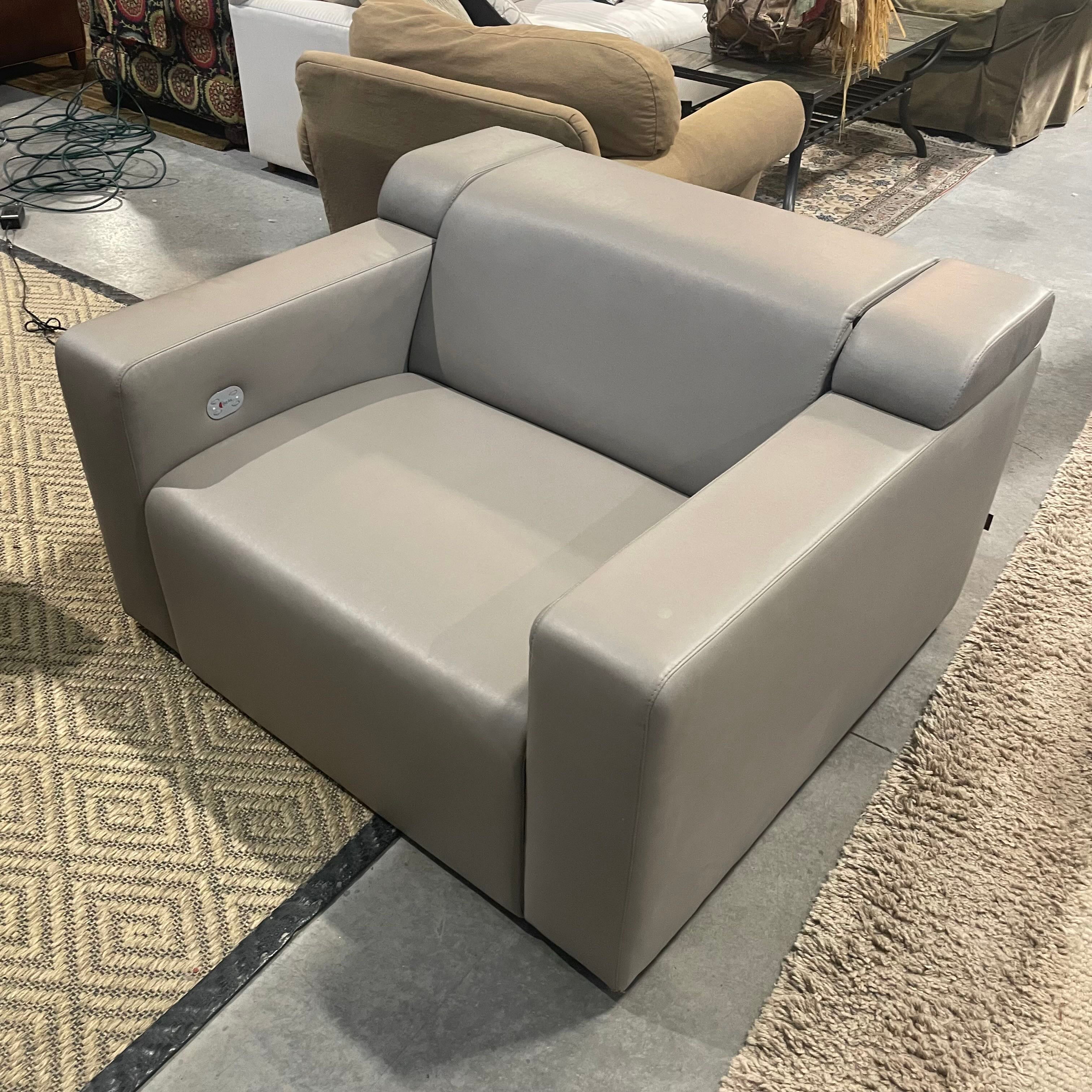 46"x 43"x 28" Cineak Taupe Grey Leather Power Reclining Theatre Seating