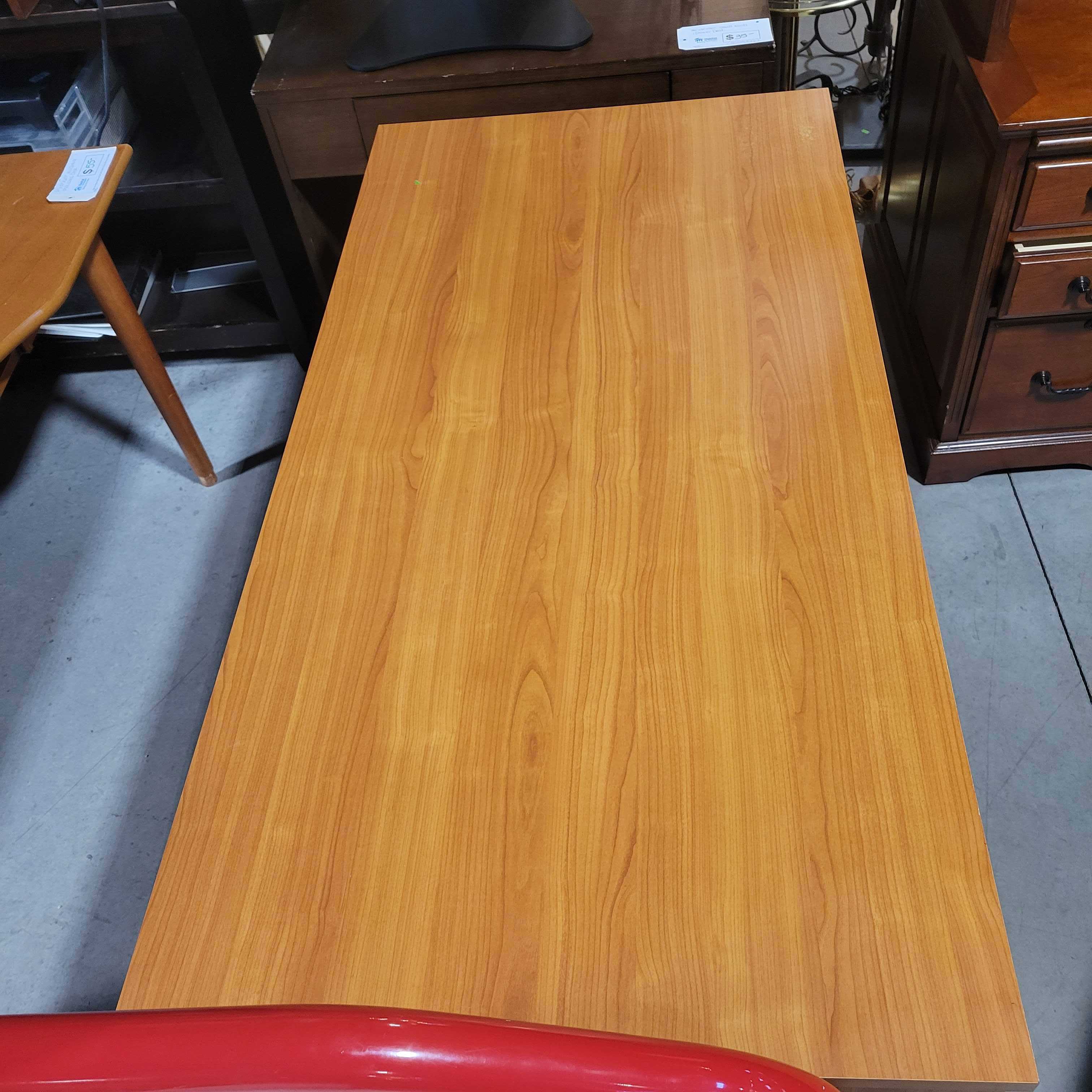 Light Cherry Finish Laminate Wood Desk