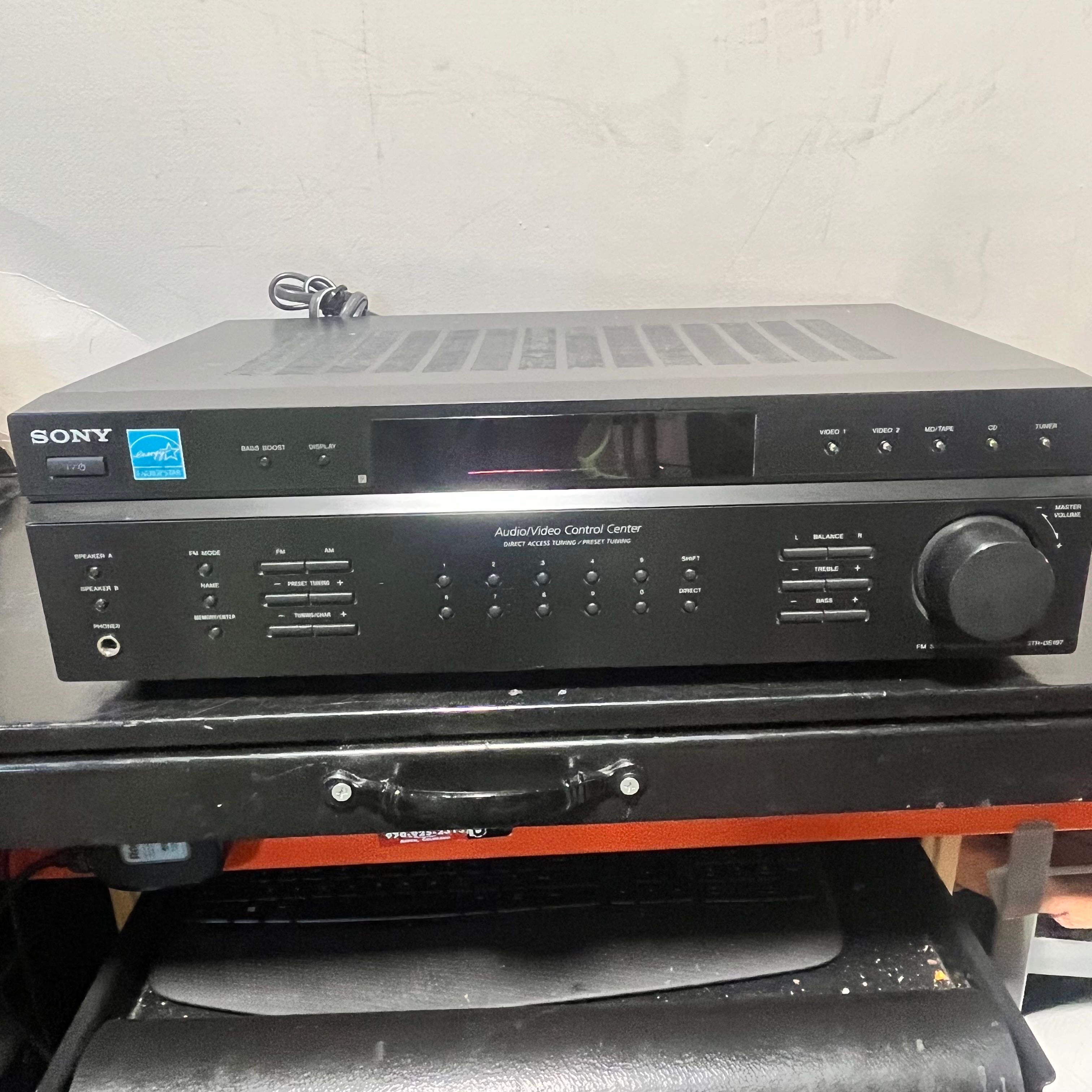 Sony STR-DE197 Audio/Video Control CenterAM/FM Reciever