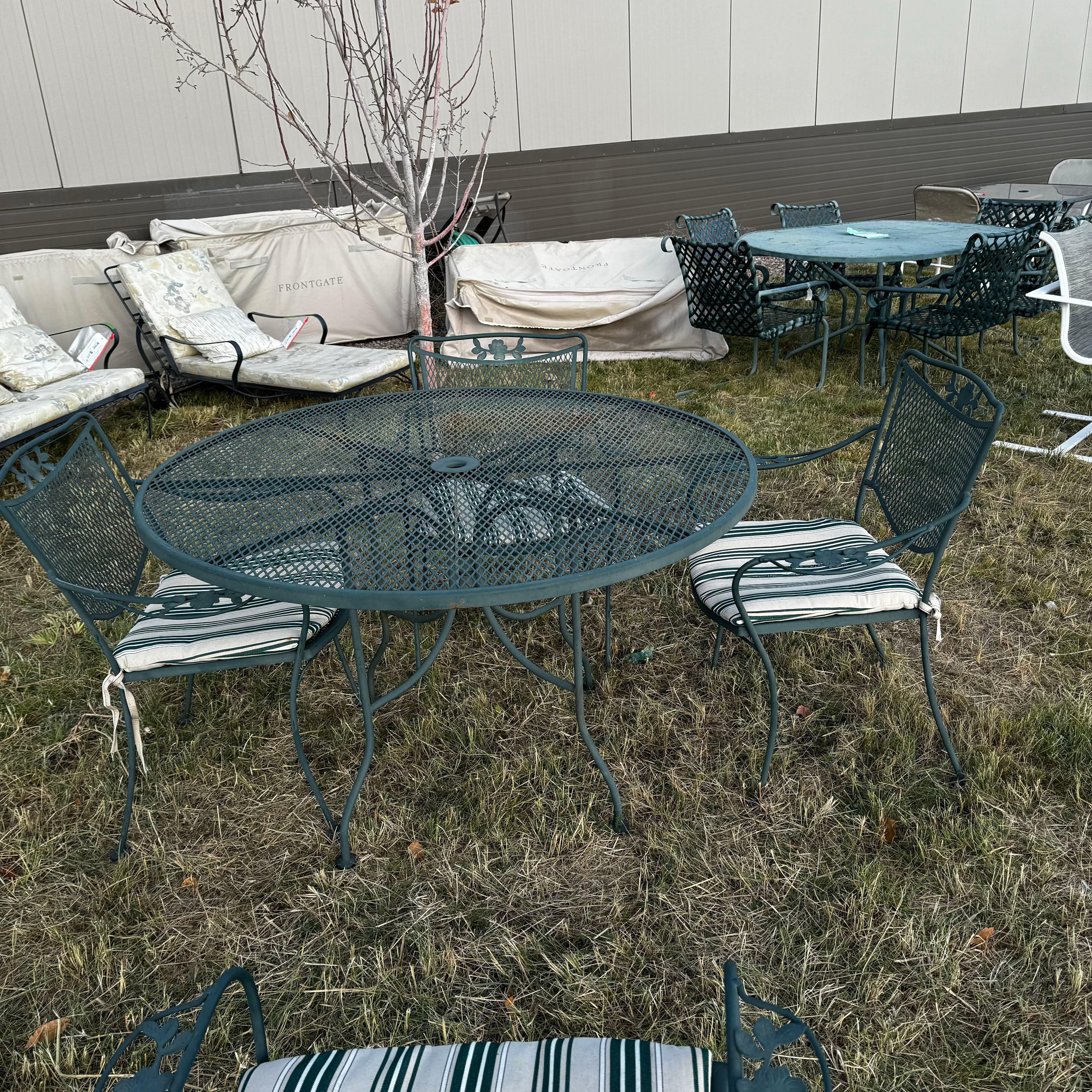 Brierwood Woven Metal with Flower Accents Patio Dining Set