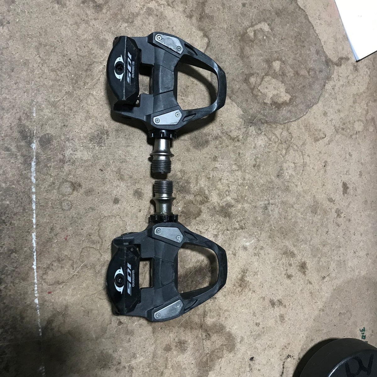 Set of 2 Shimano PD R7000 105 Pedals Habitat Roaring Fork