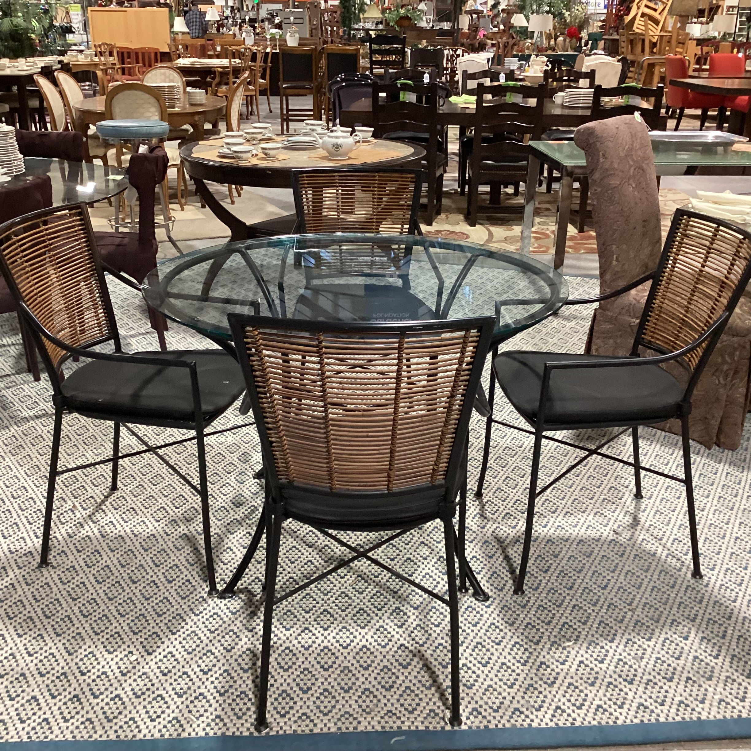 Round Iron & Glass Table with 4 Iron & Bamboo Chairs Dining Set 42" Diameter x 29.5"