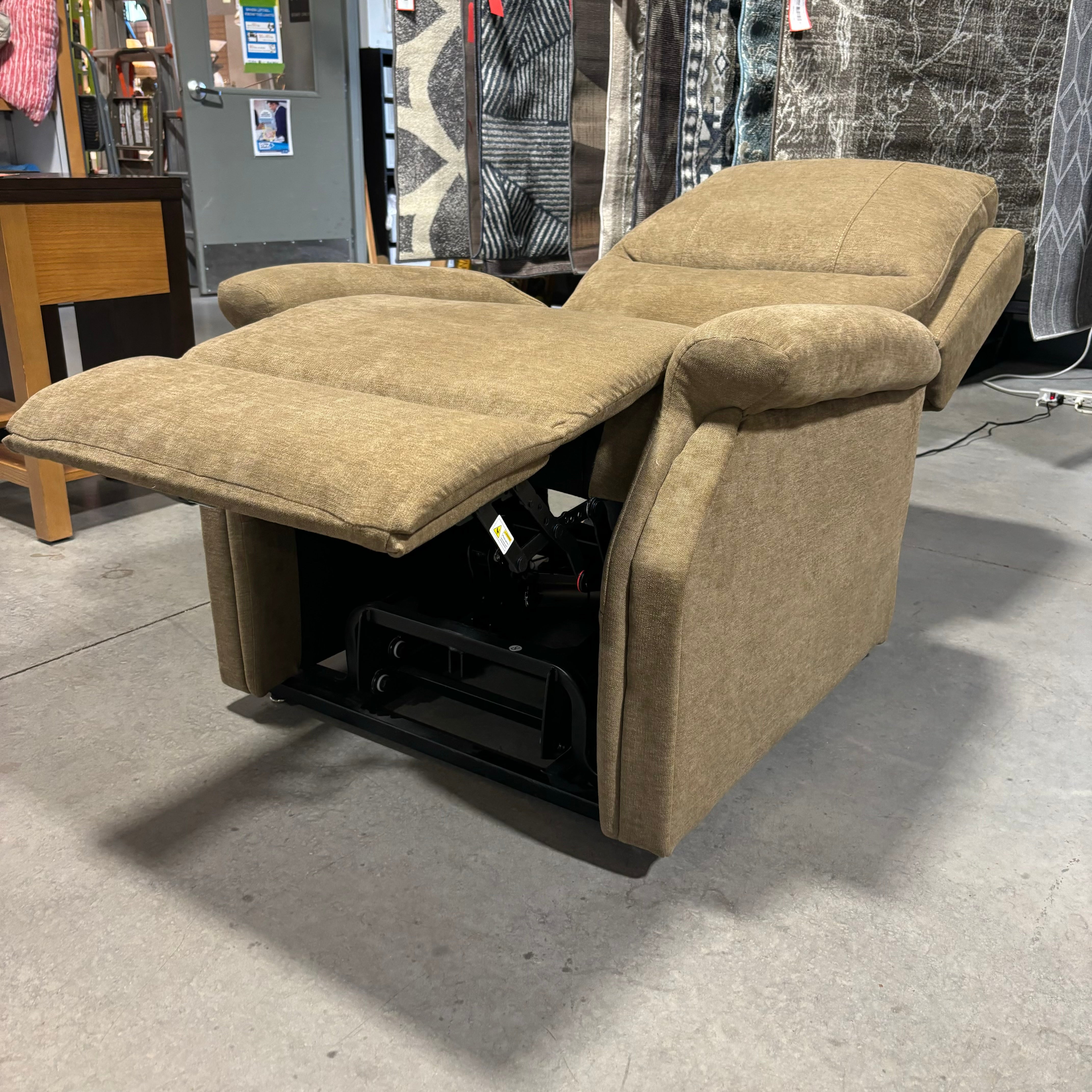 Moto Motion Dark Tan Woven Power Lift Recliner 34"x 35" to 66"x 43"