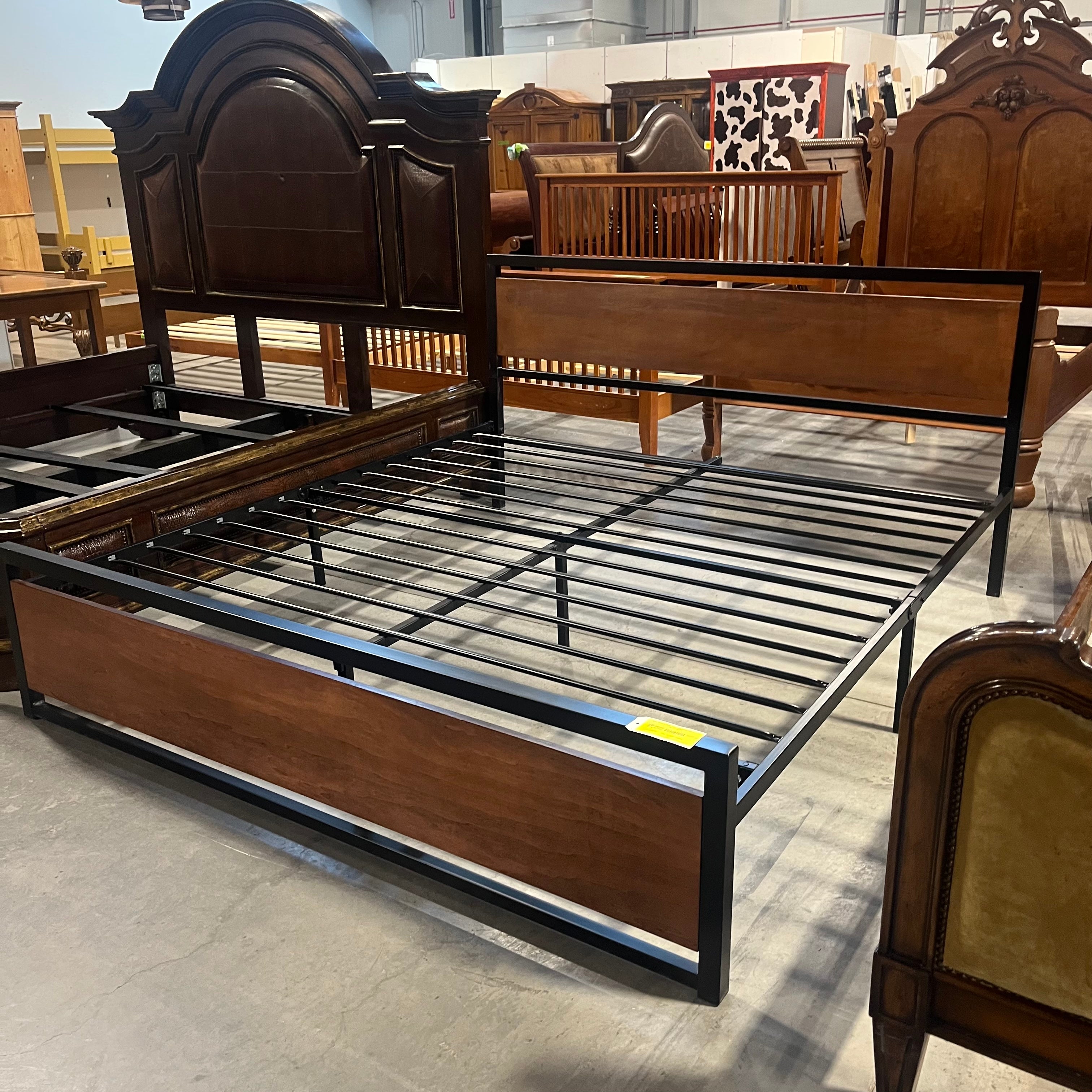King Metal & Solid Wood with Dark Finish 77.5"x 83.5"x 39.5"