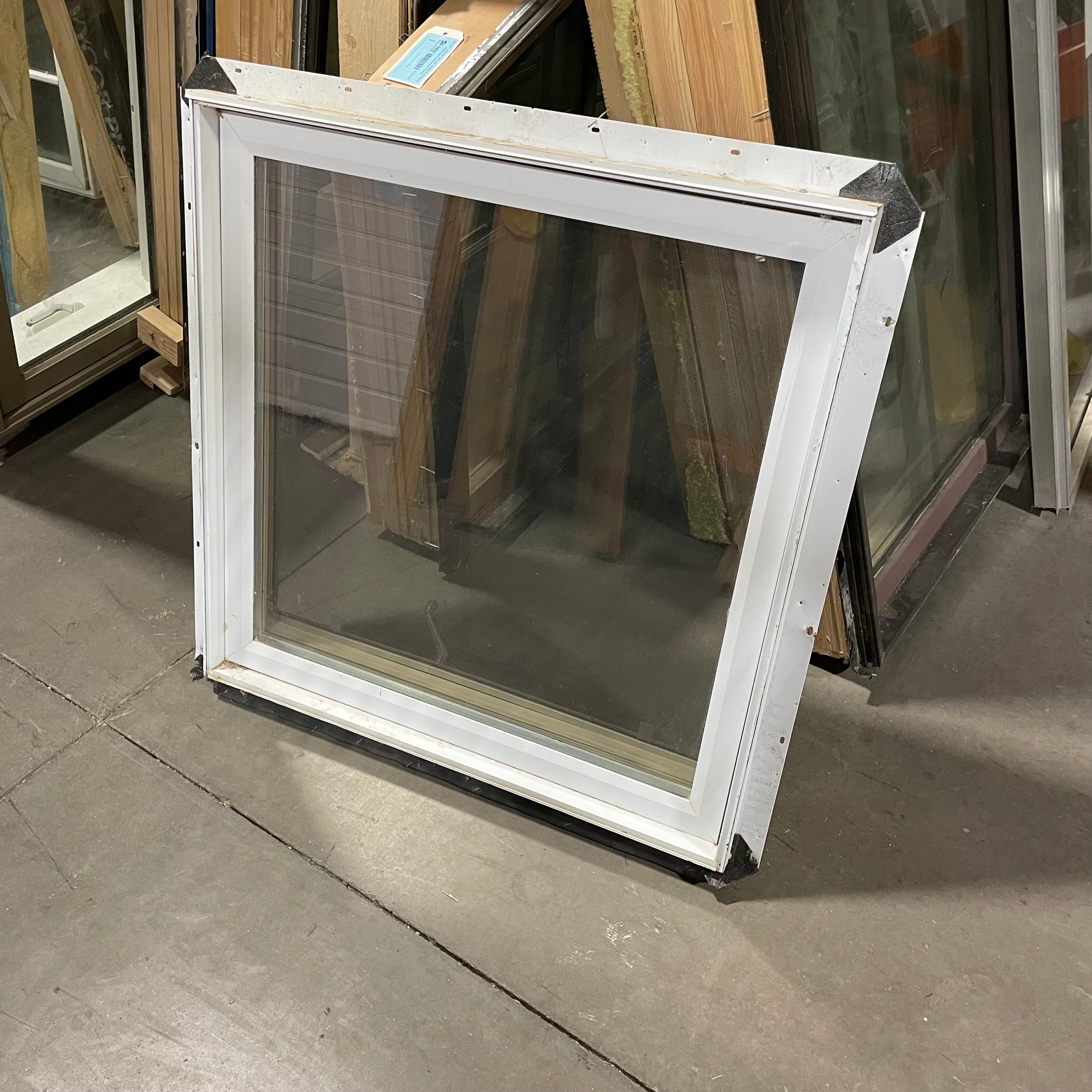 32"x 32"x 4.5" White Metal Clad Single Casement Exterior Window