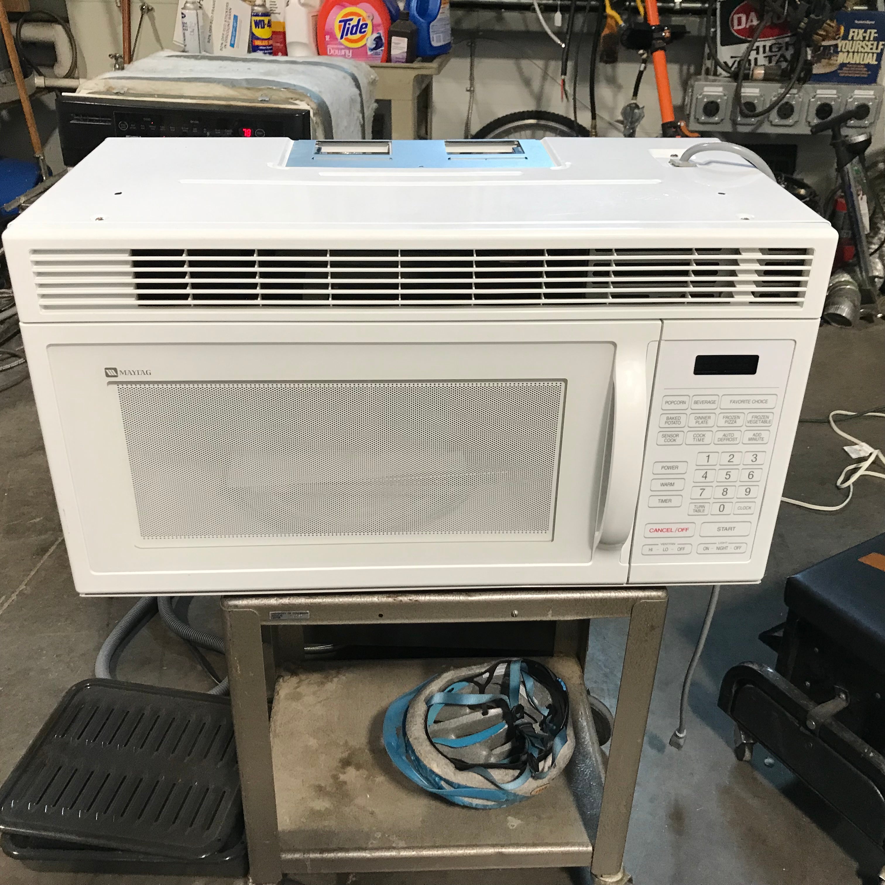 Maytag White Over-The-Range Microwave 30"x 15"x 17"