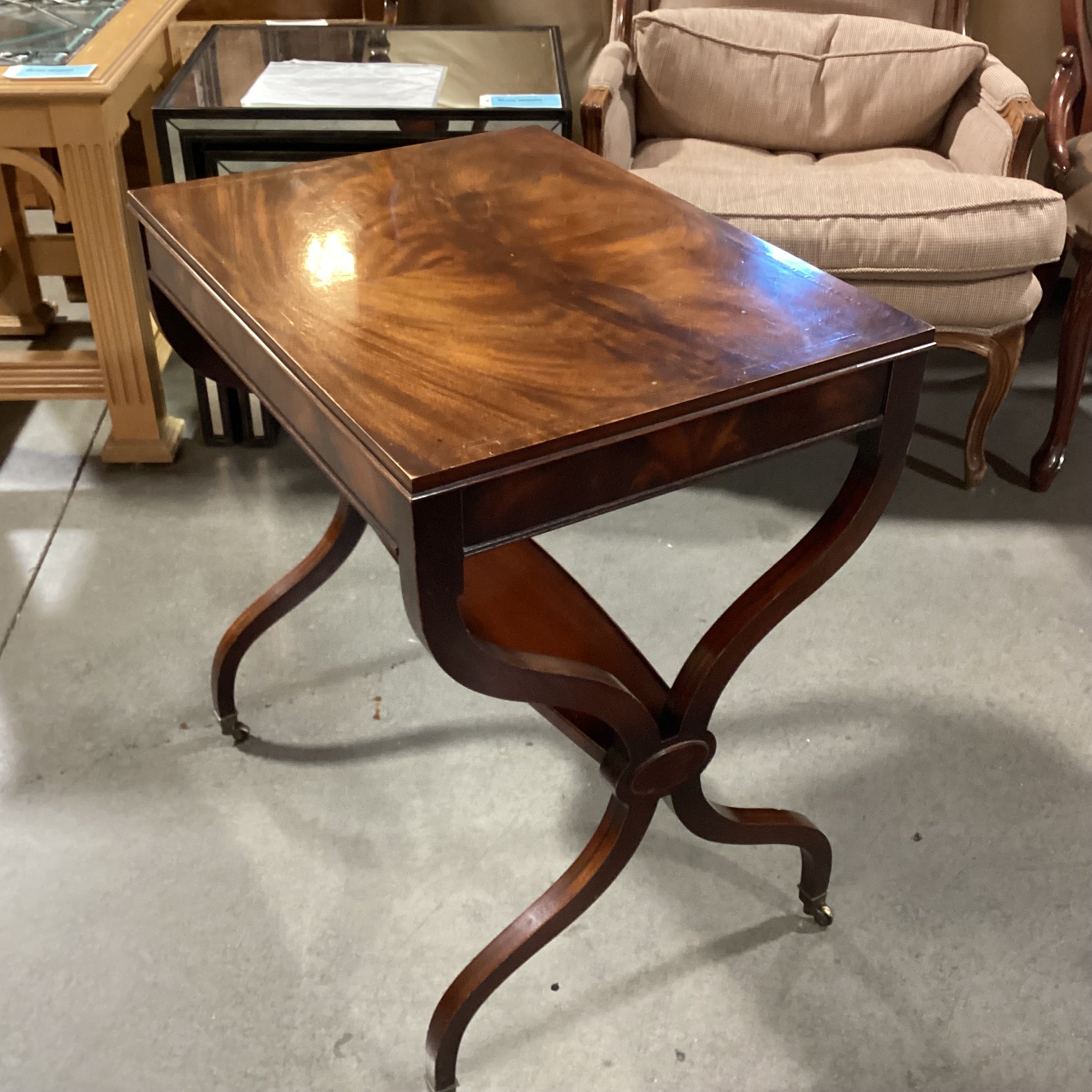 Vintage Flamed Mahogany Carved Side Detail & Casters End Table 24"x 18 — Habitat Roaring Fork