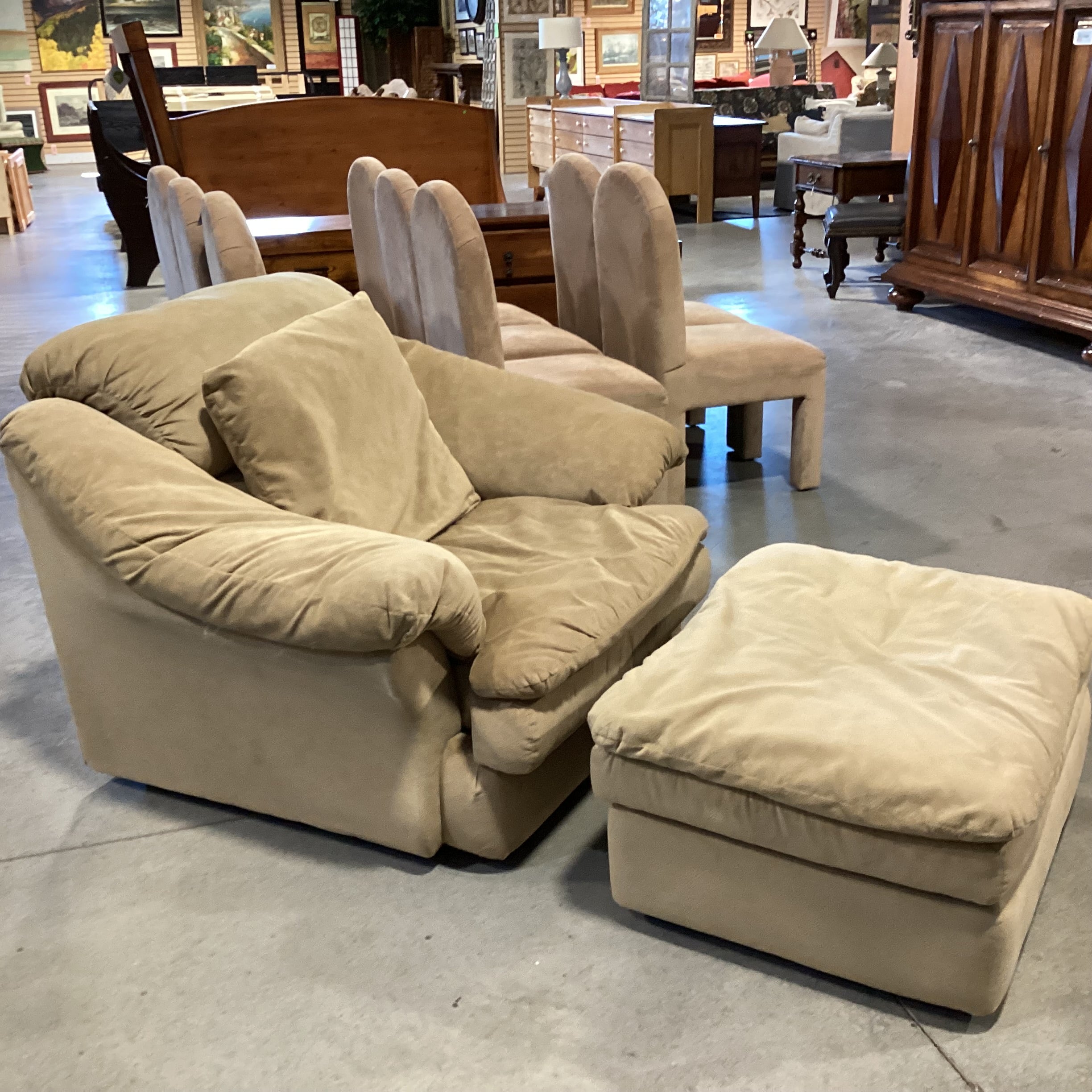 BenchCraft Casual Living Camel Micro Ultra Suede with Ottoman Oversized Chair 48"x 46"x 35"