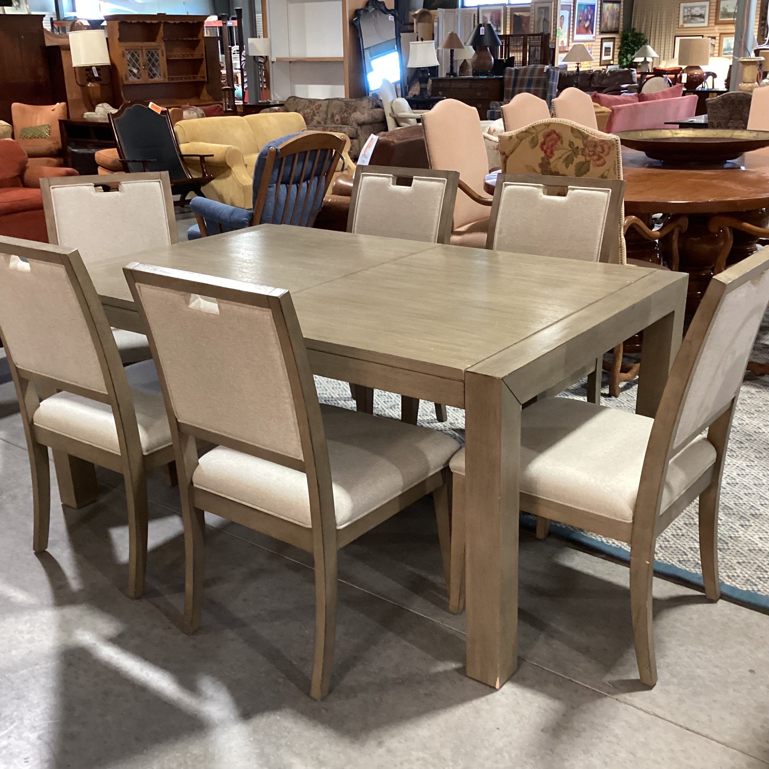 Klaussner Home Furnishings Grey Tone Finish Wood with 1 Leaf Table & 6 Chairs Dining Set 66" to 84"x 42"x 30.5"