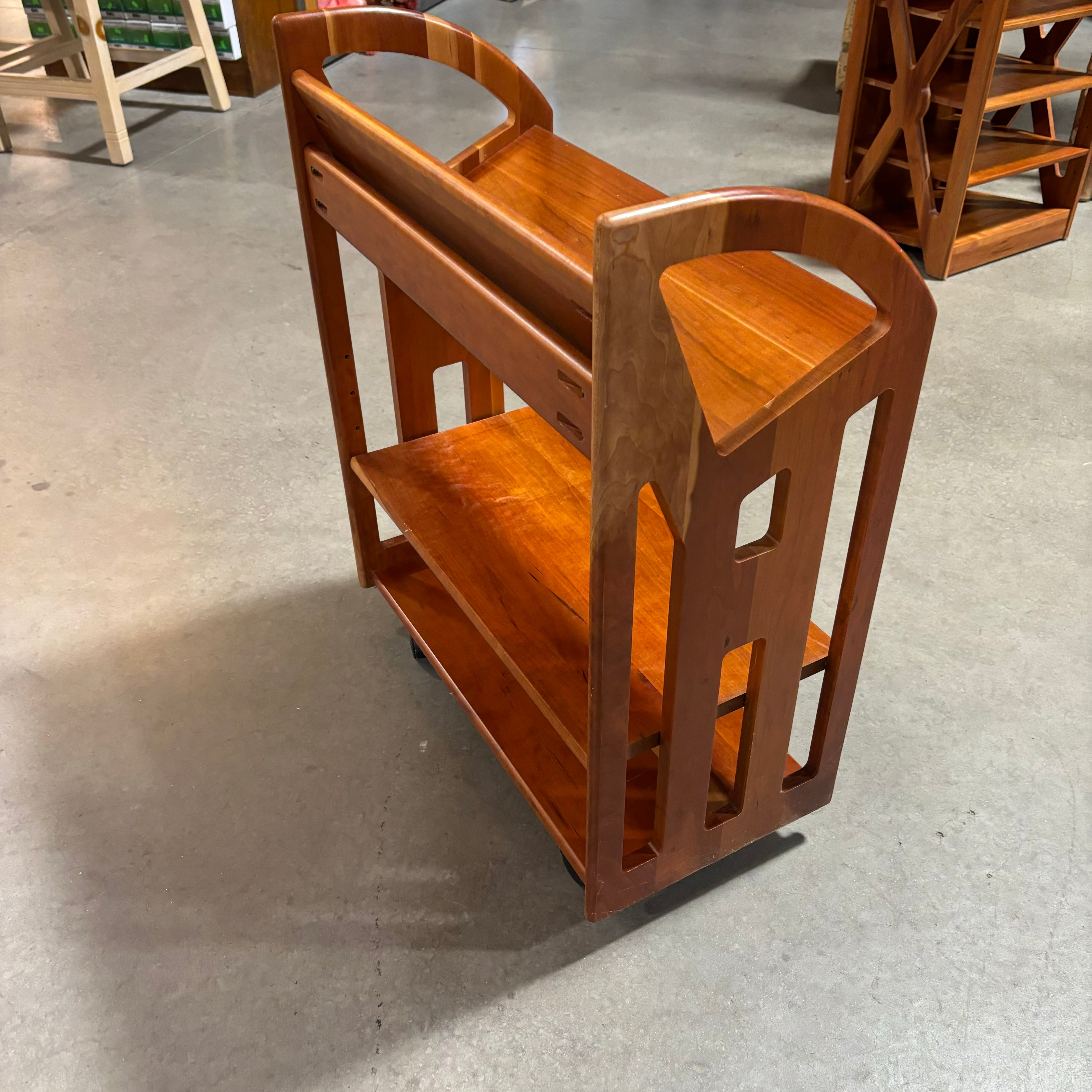 Levenger Three Tiered Oak Veneer on Casters Library Cart Shelves 25"x 13"x 31"