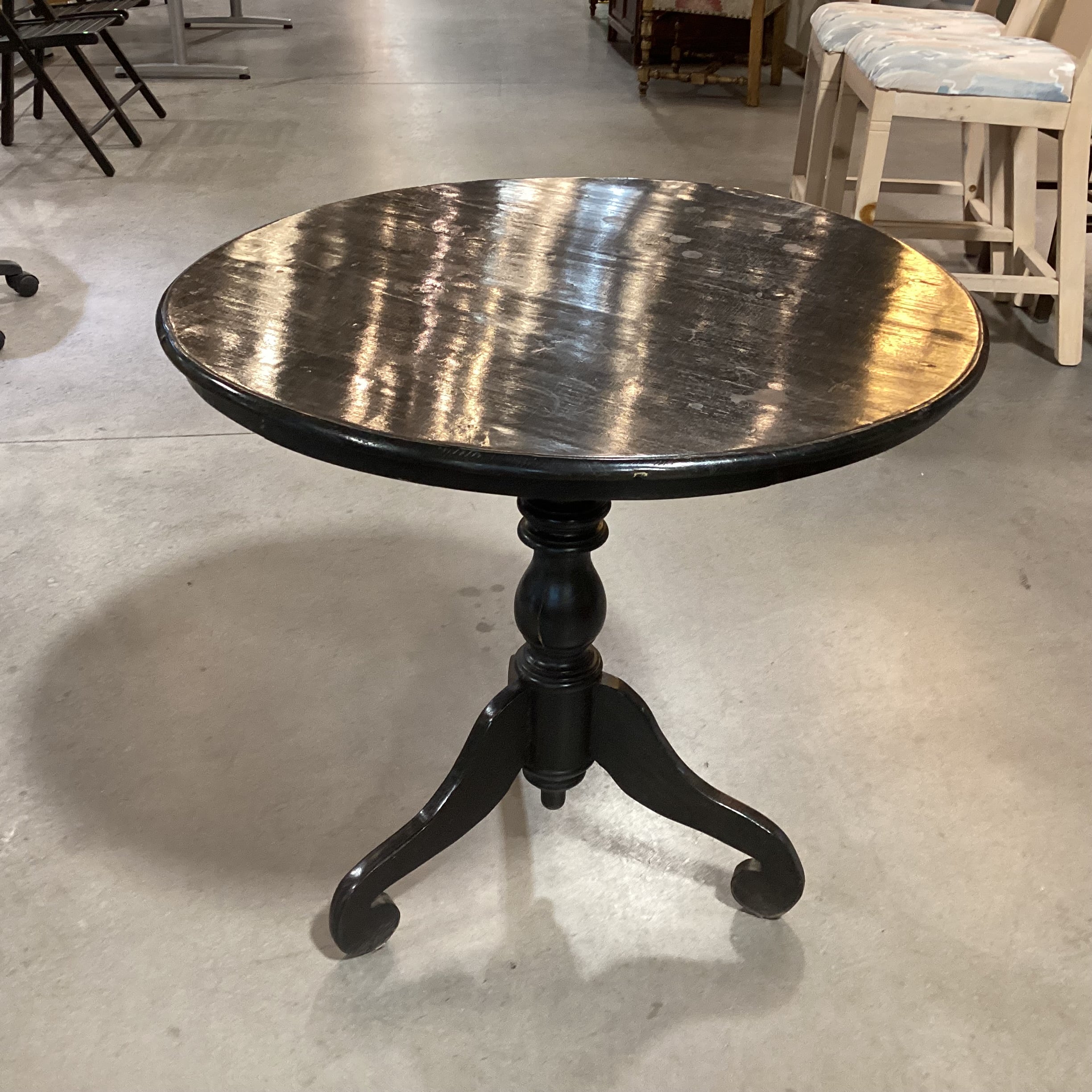 Round Black Finished Wood with Pedestal Accent Table 30"x Diameter x 30"