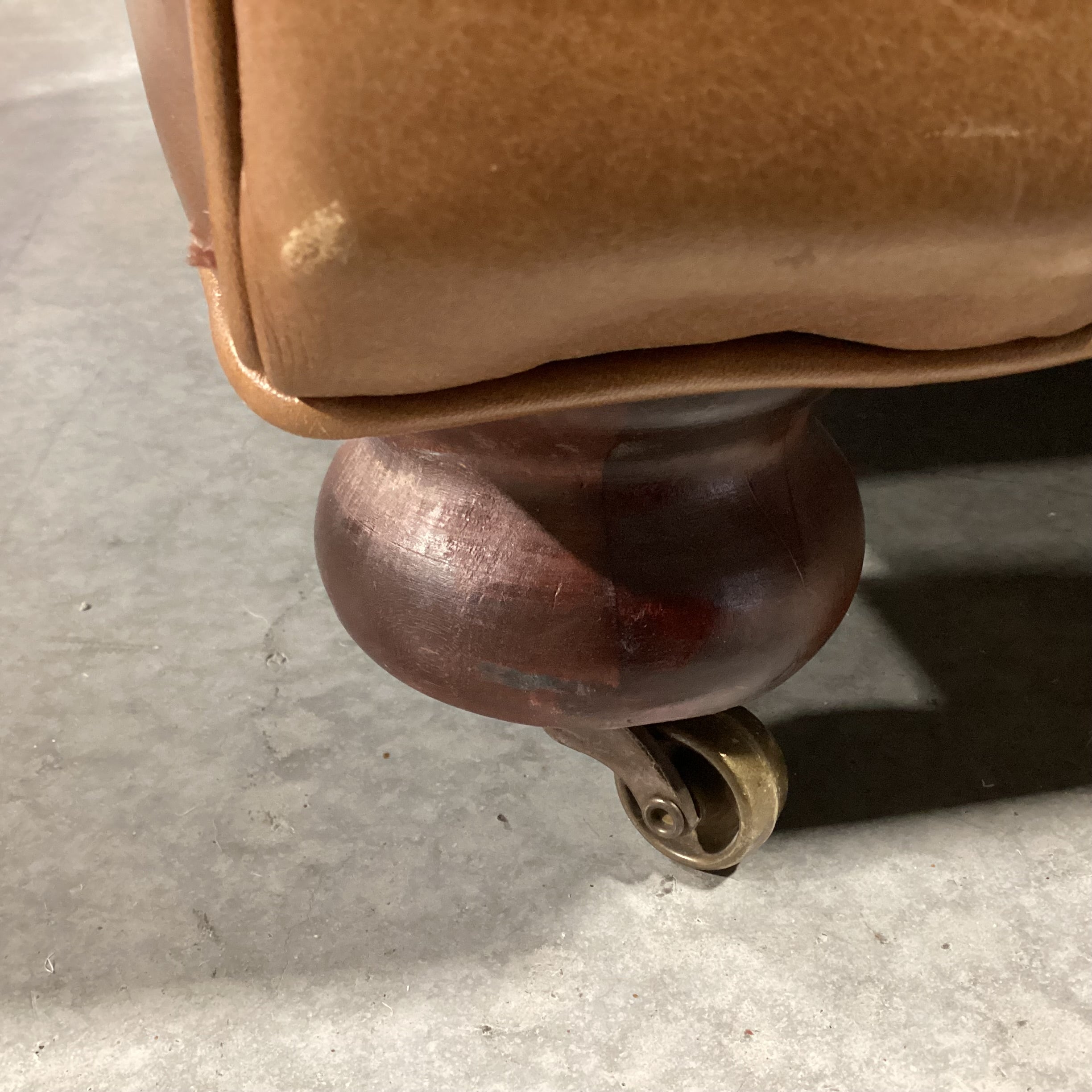 Lee Industries Leather with Front Casters Club Chair 36"x 38"x 35"