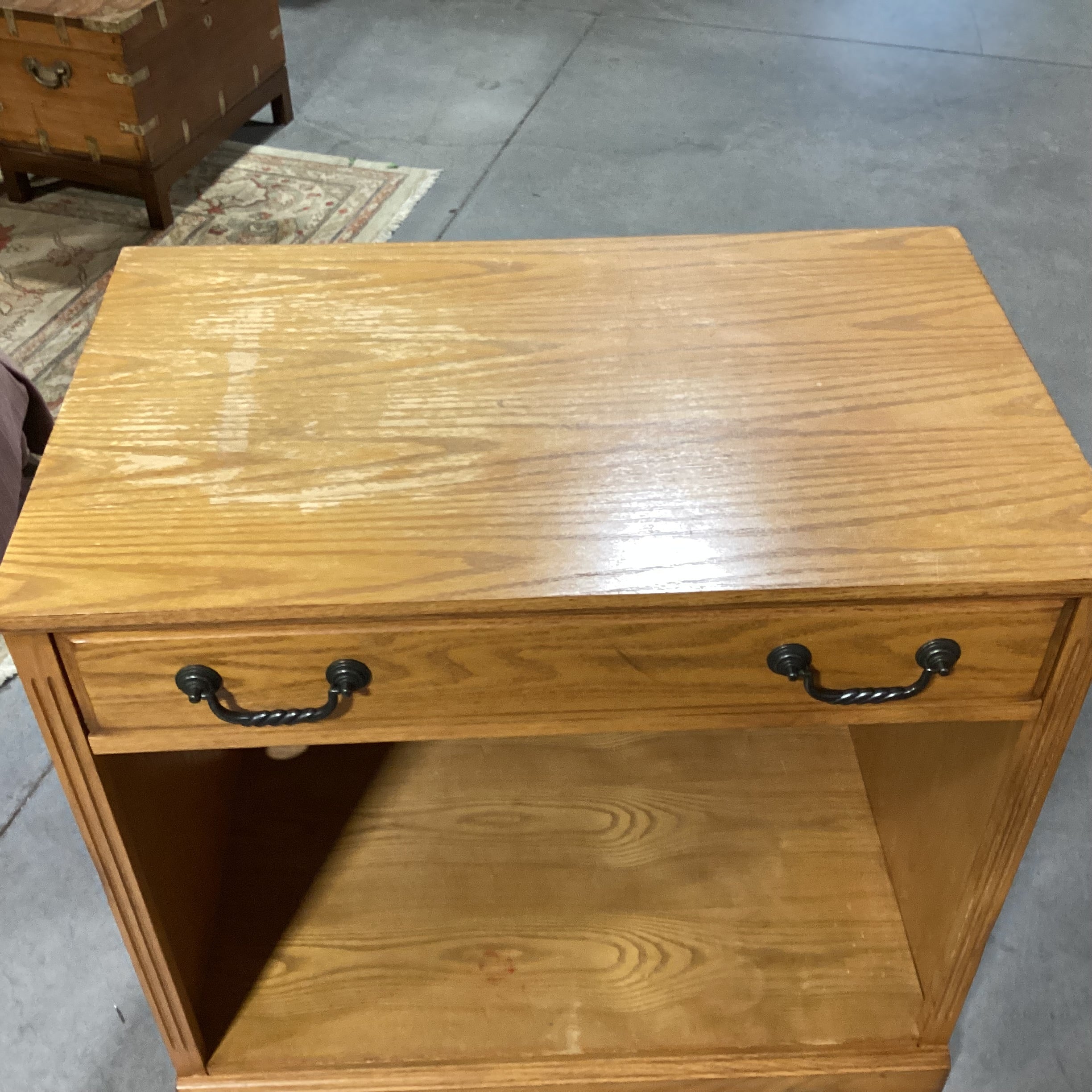 Whalen Furniture Oak & Veneer Faux Front Drawer TV Console 32"x 20"x 31.5"