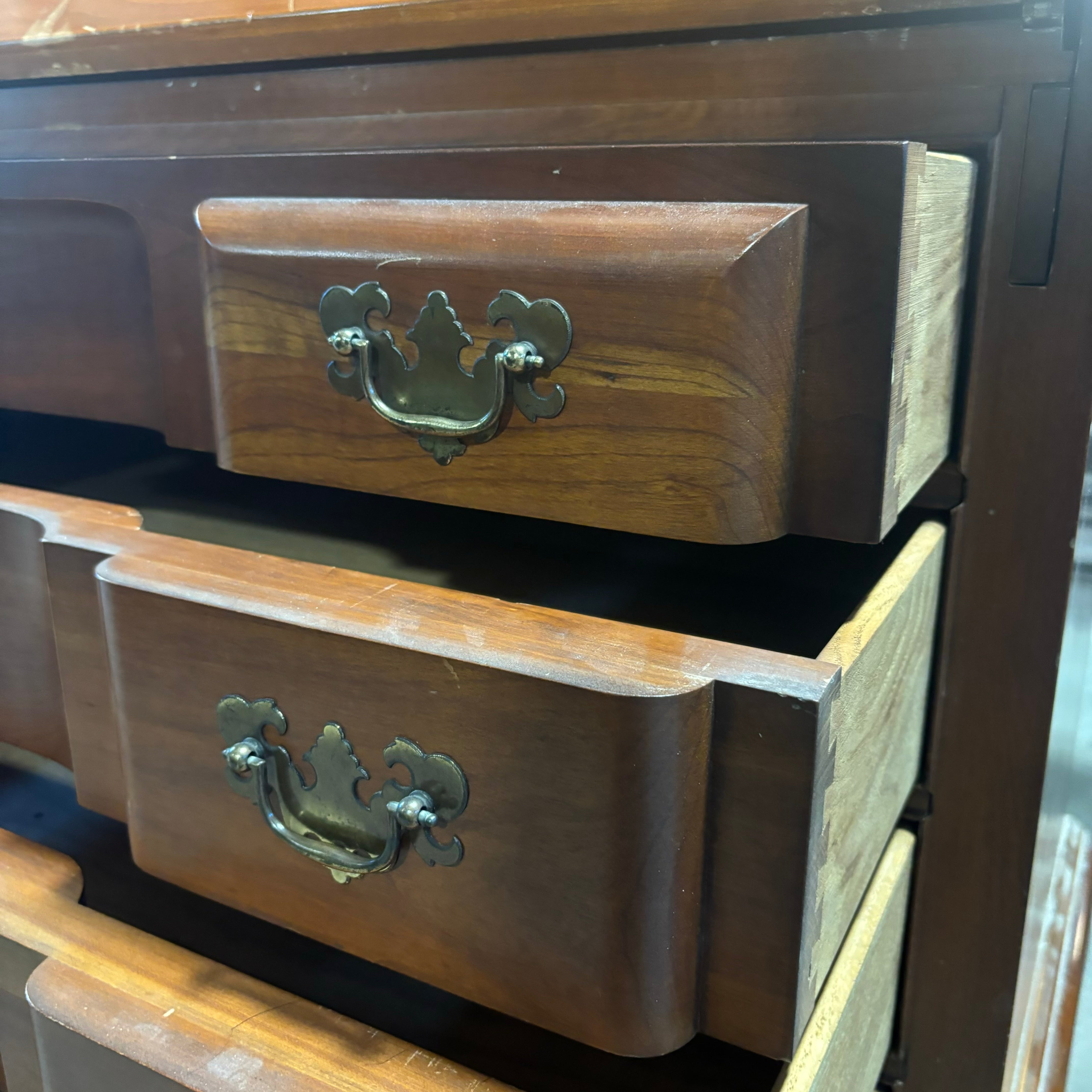 Solid Carved Wood 4 Drawer with 2 Bubble Glass Doors Secretary Desk 36"x 22"x 71"