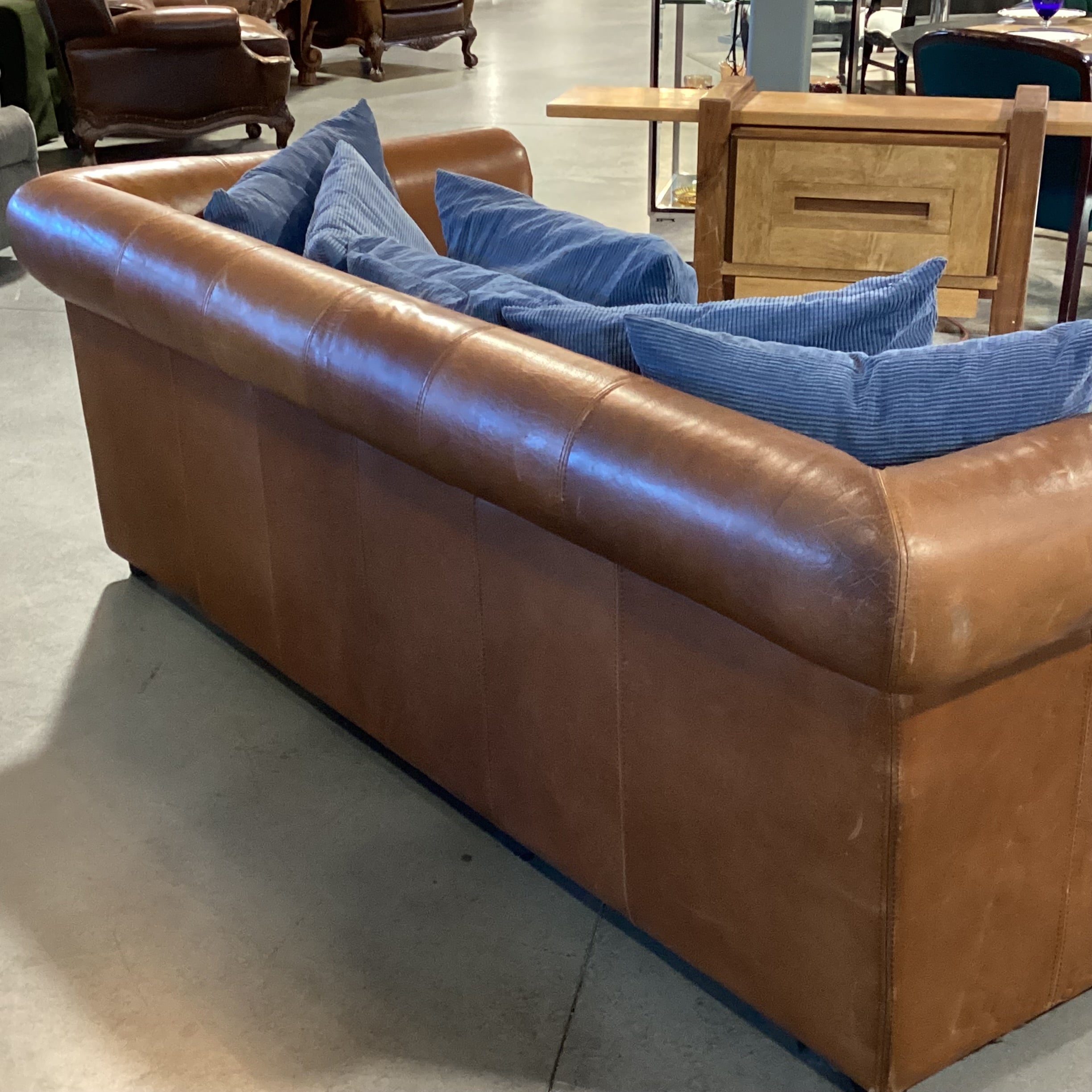 Bassett John Elway Home Collection Leather Roll Arm Nailhead & Upholstery Seat & Back Pillows Sofa 87"x 42"x 30"