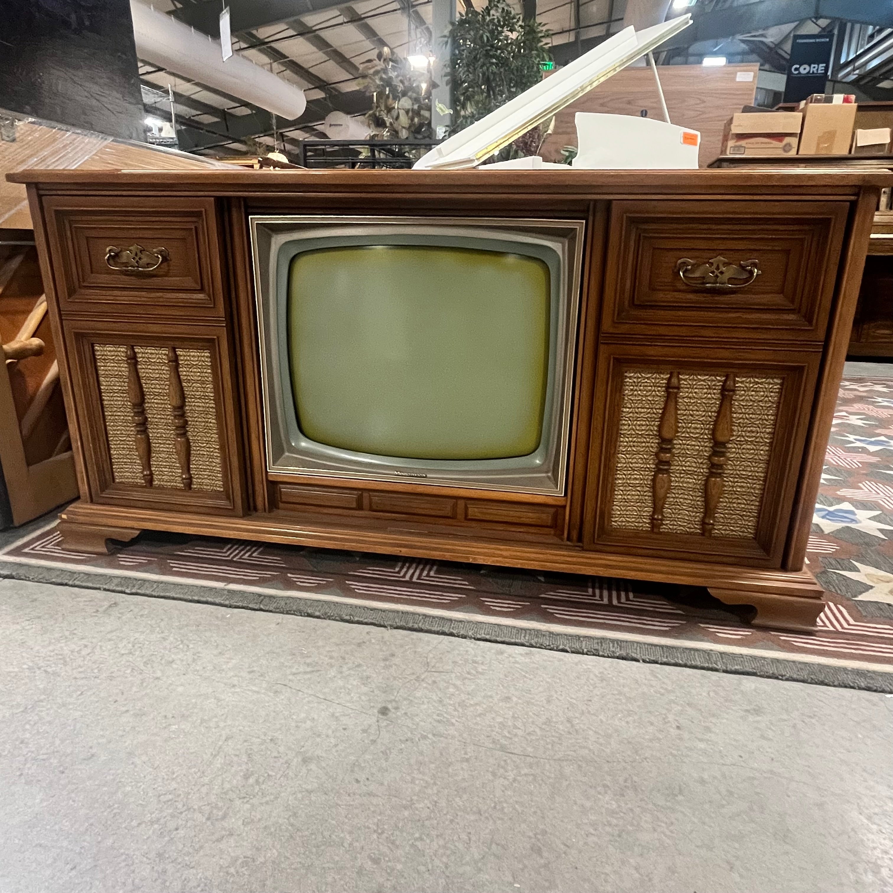 Vintage Magnavox TV Console 24"x 58"x 30"