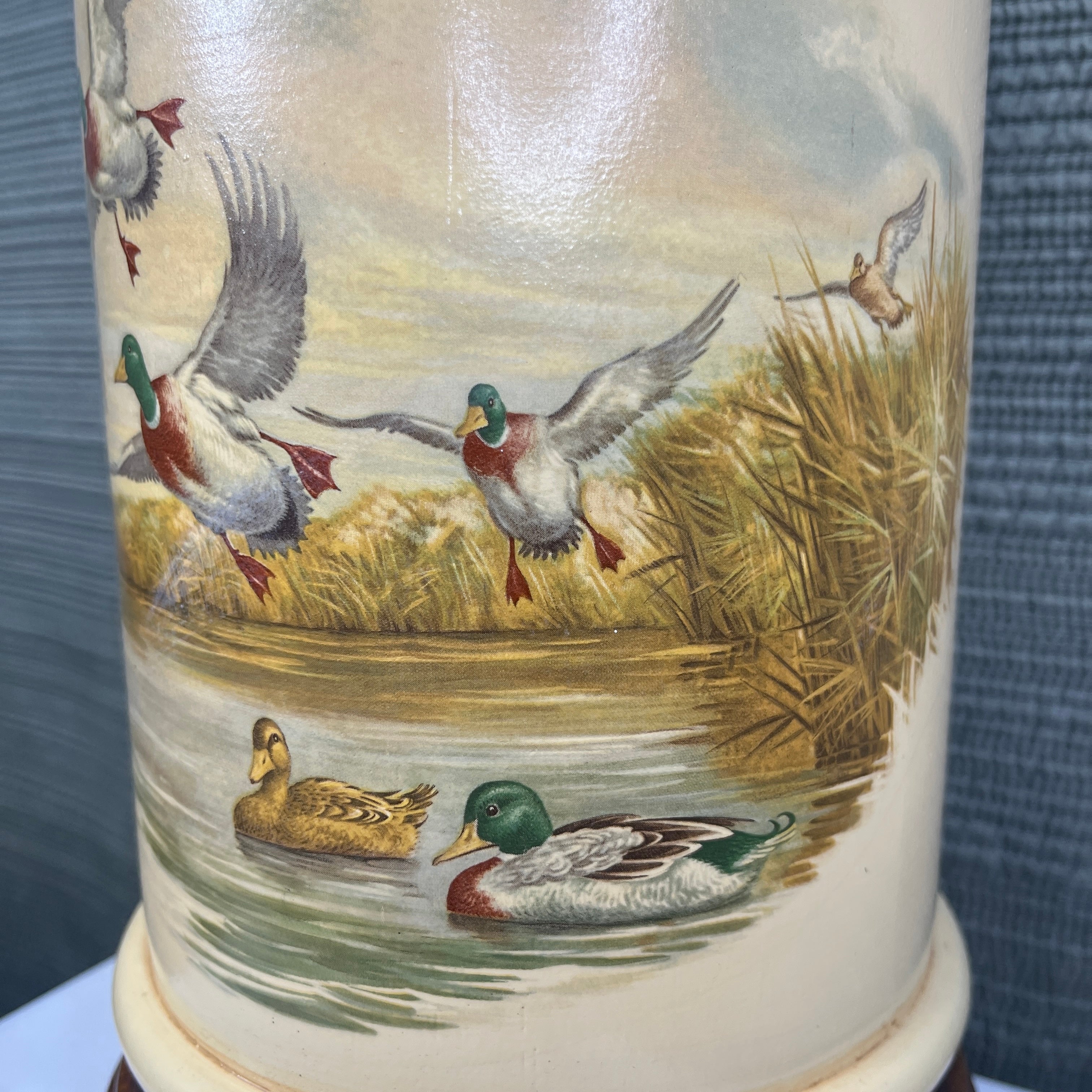 Scenic Porcelain and Wood Painted Duck Pond Table Lamp 7” Diameter x 17”