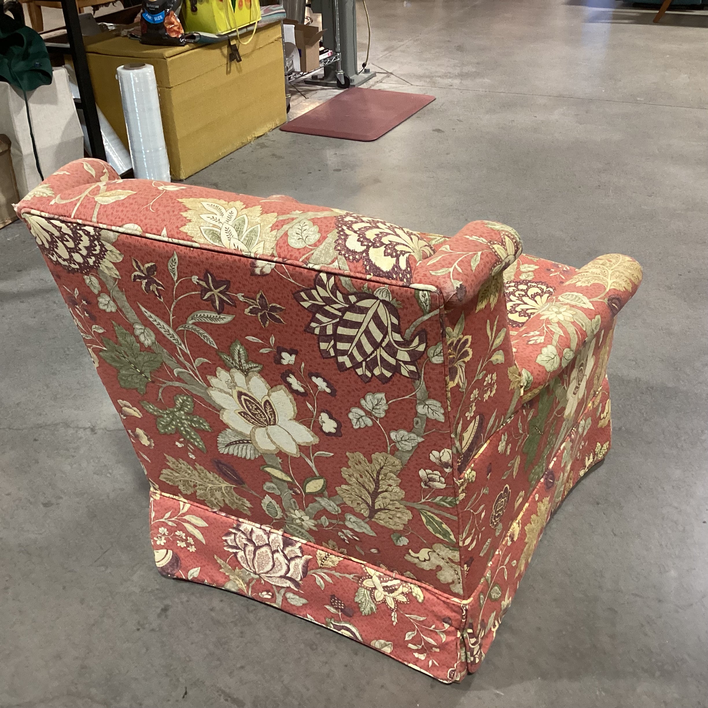 Red Gold Floral Chair 32"x 32"x 32"