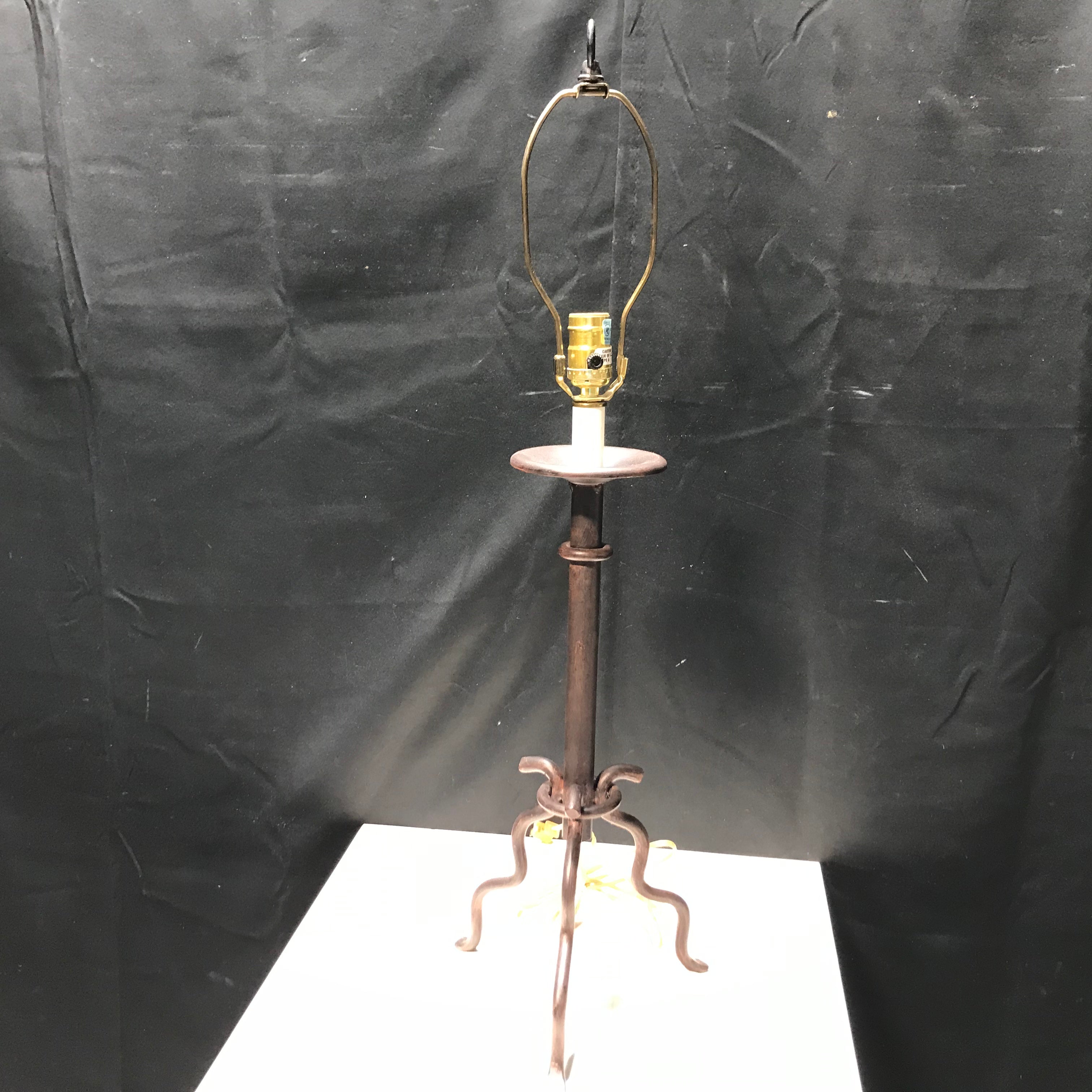 Wrought Iron Table Lamp 9"x 30"