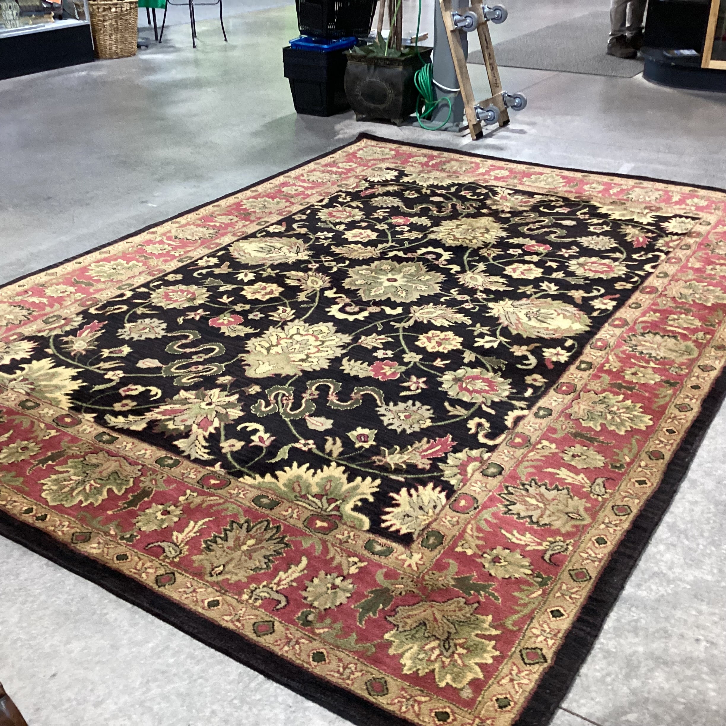 Black Gold & Red Floral Wool Rug 7'10"x 10'11"