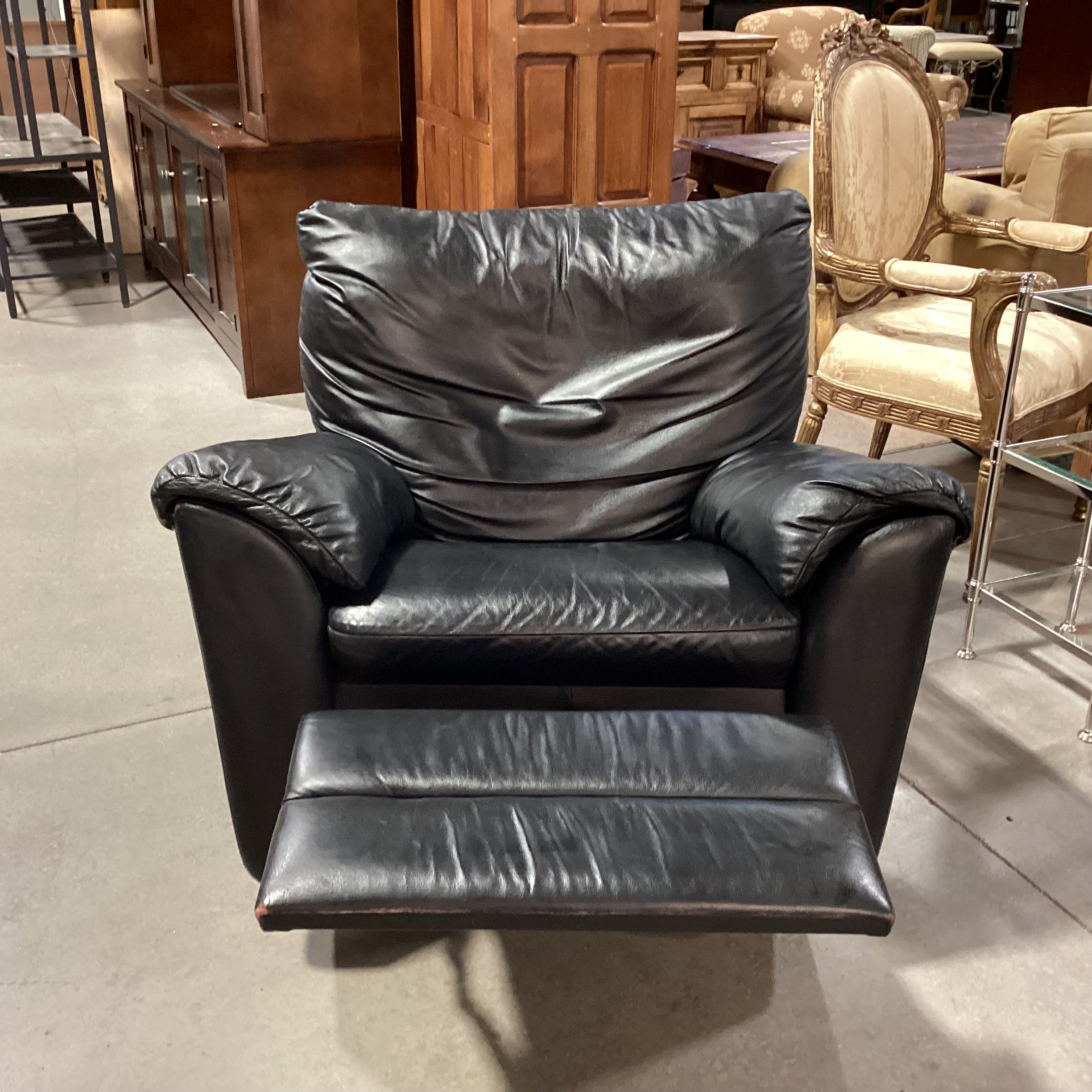 Vintage Italian Black Leather Swivel Rock Recliner Chair 39"x 34"x 67"x 37"