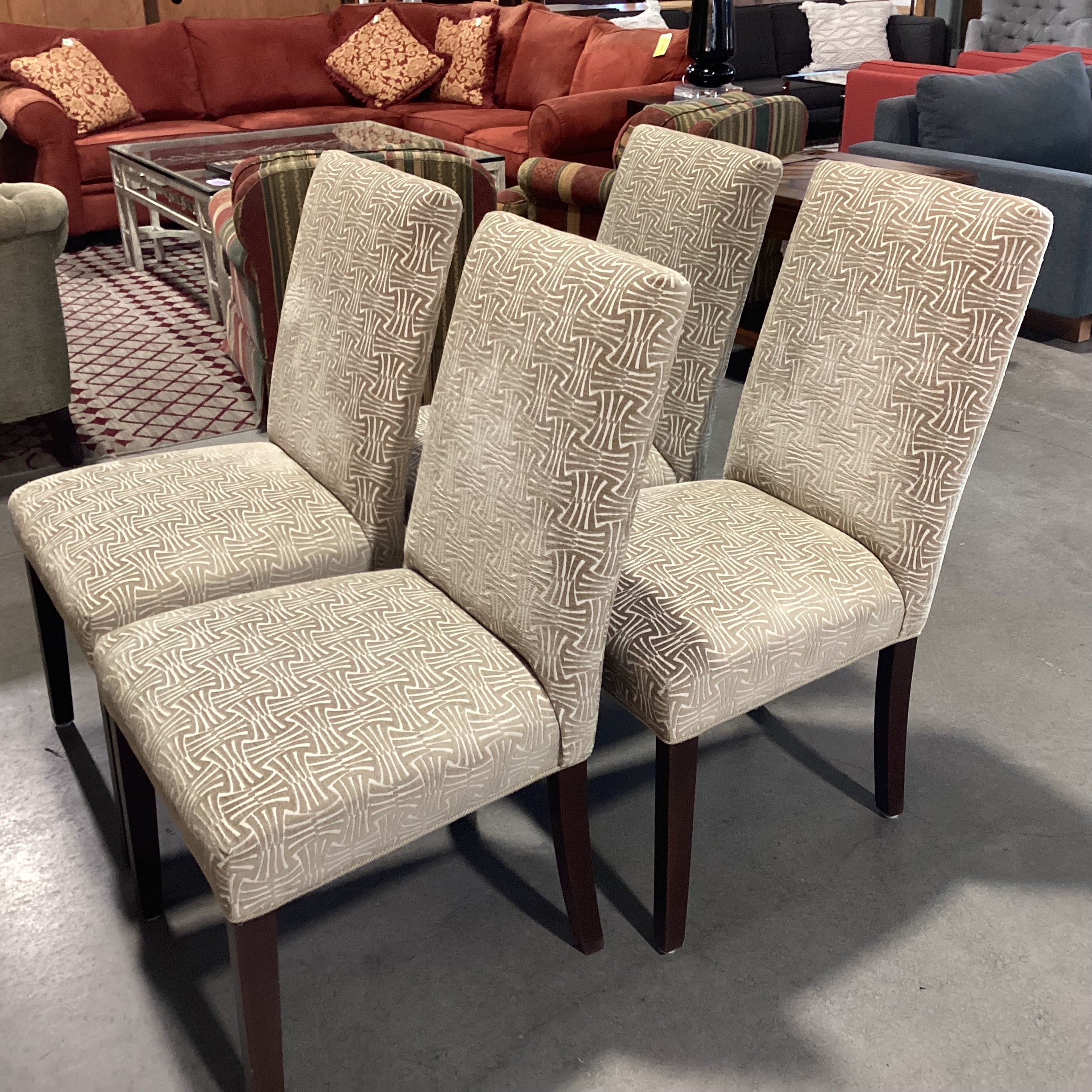 Set of 4 Beige & Ivory Raised Chenille Design Dining Chairs 22"x 24"x 40"