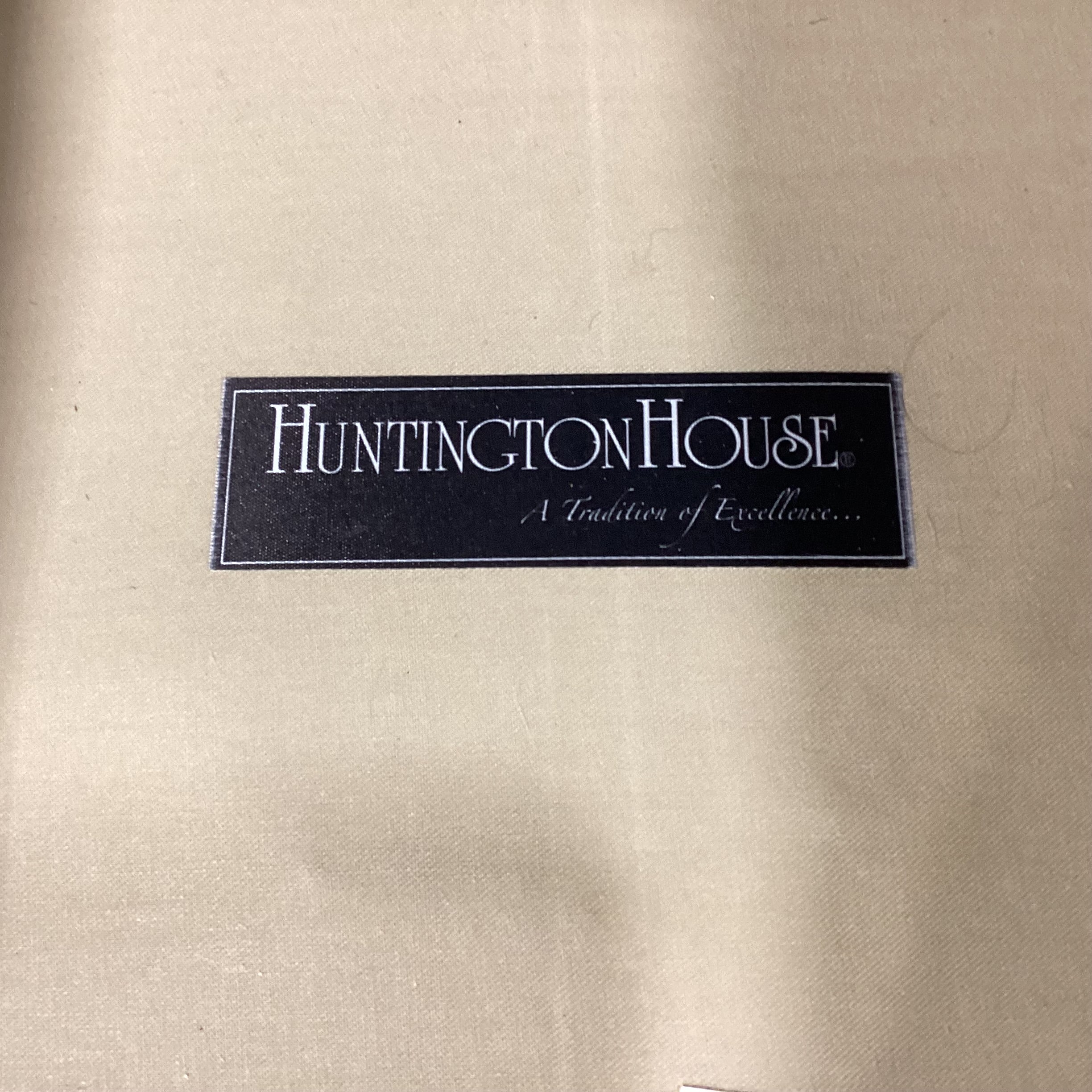 Huntington House Tan Blue Red Plaid Nailhead with Ottoman Chair 44"x 38"x 38"