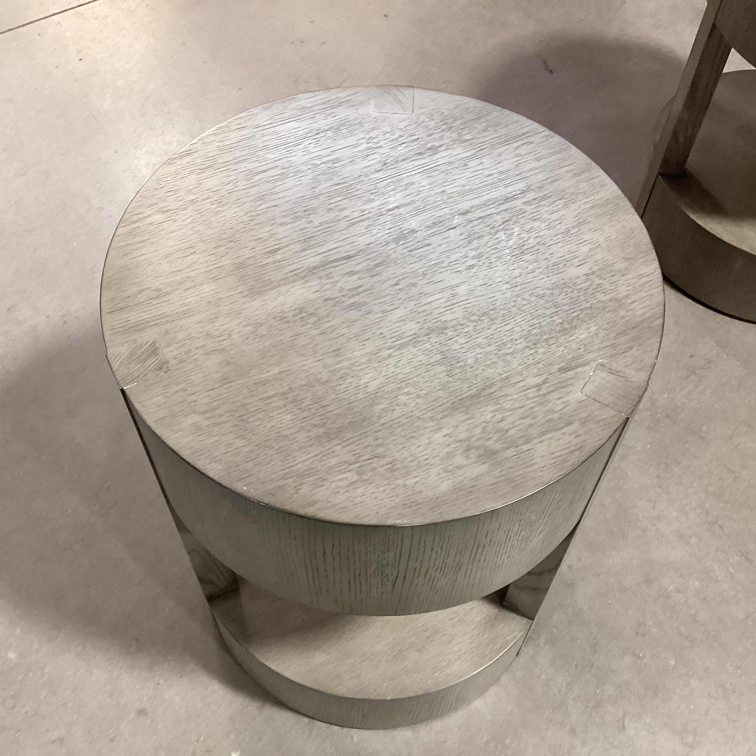Bernhardt Interiors Calder Grey finished Wood Veneer 2 Tiered Round End Table 20.5" Diameter x 26.5"