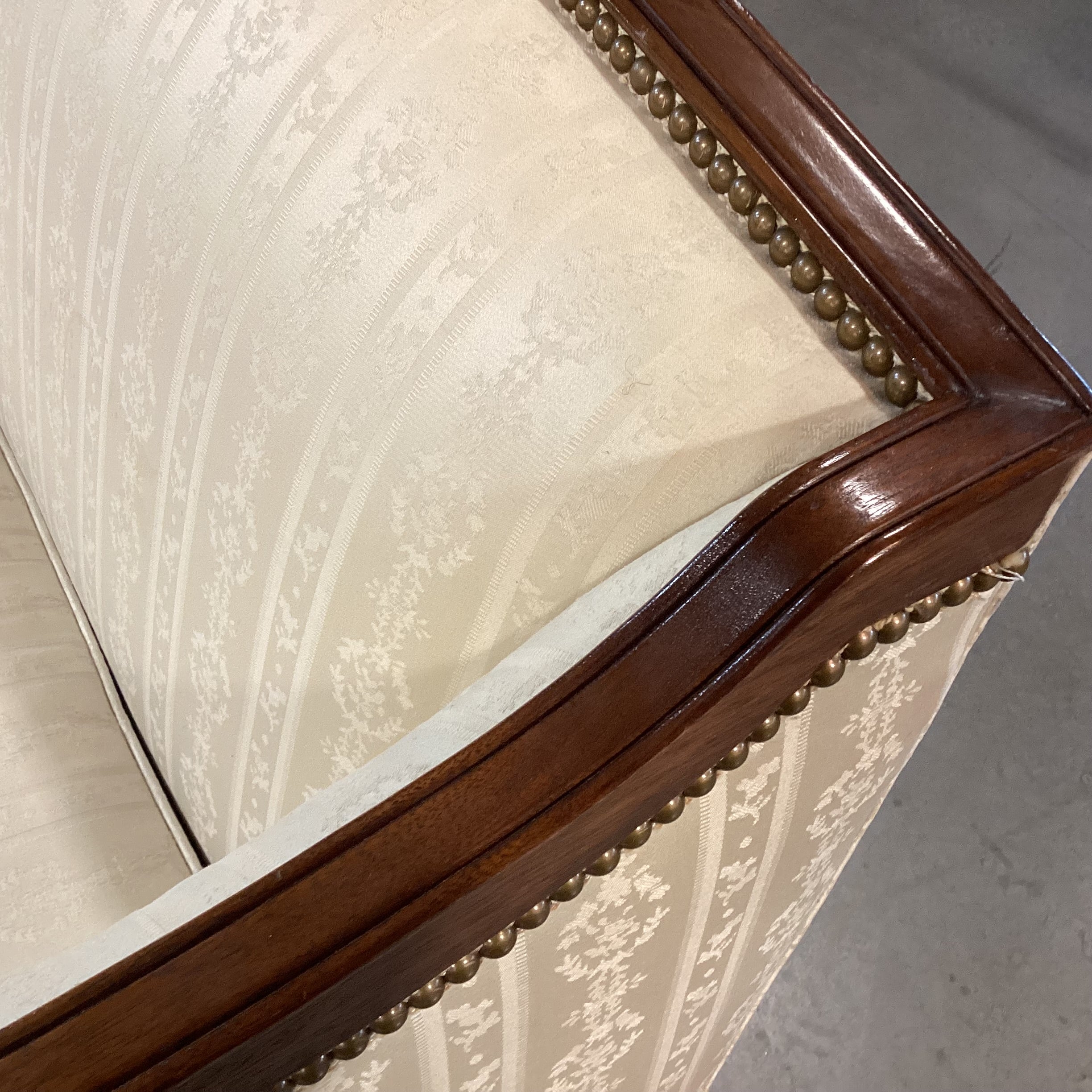 Hickory Chair Furniture Cream Ribbon with Nailhead & Carved Wood Loveseat Sofa 53"x 28"x 34"