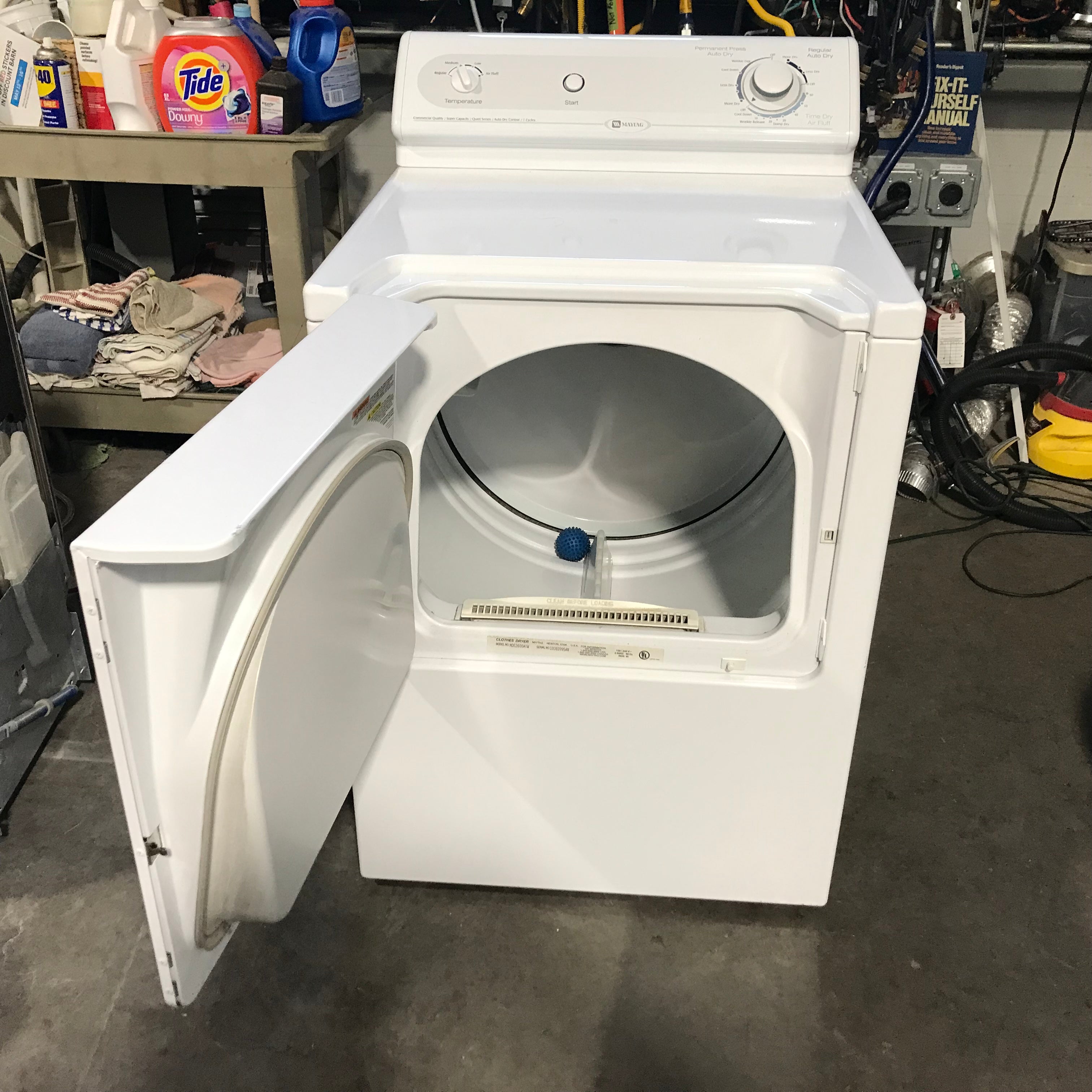 Maytag White Front Load Electric Dryer 27"x 28"x 44"