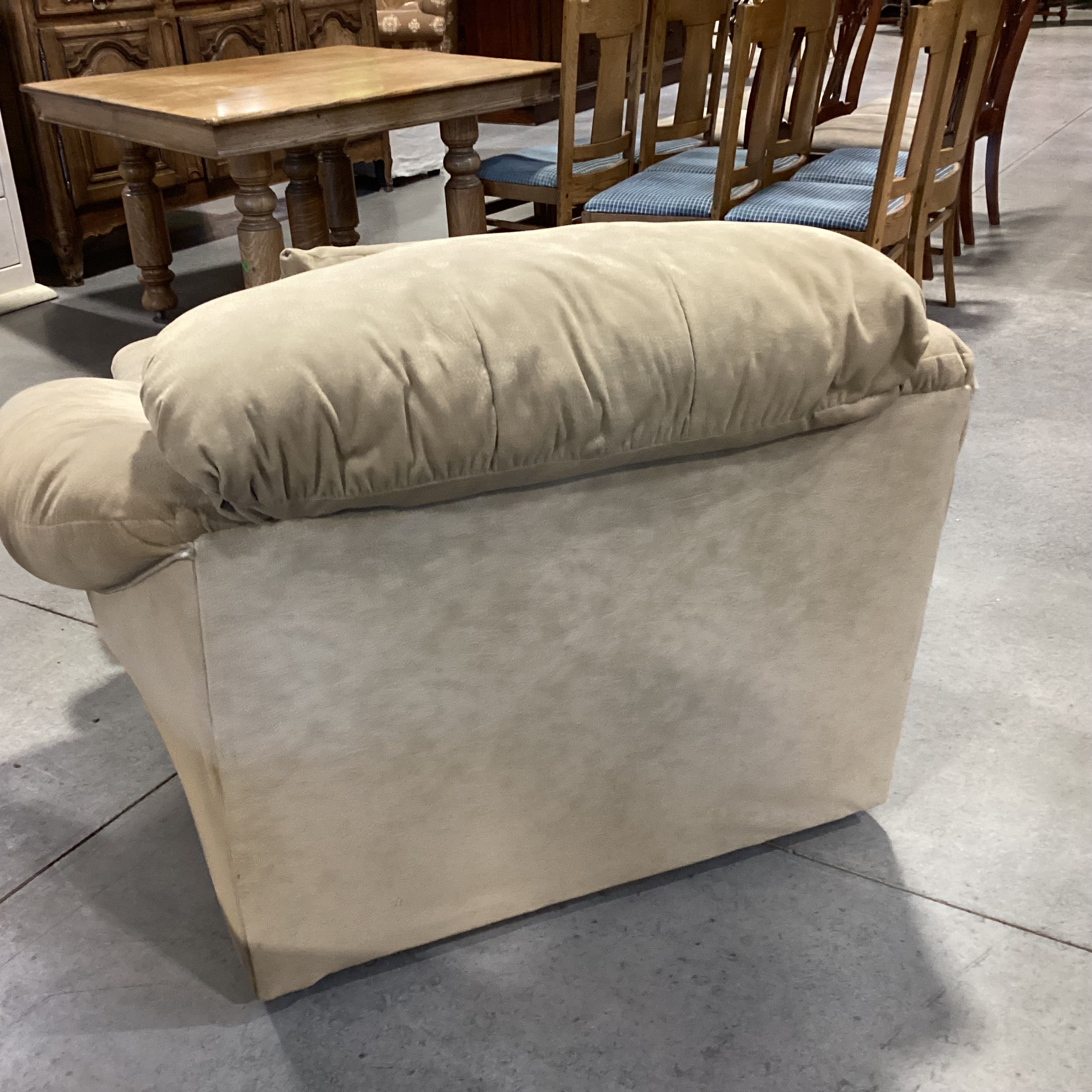 BenchCraft Casual Living Camel Micro Ultra Suede with Ottoman Oversized Chair 48"x 46"x 35"