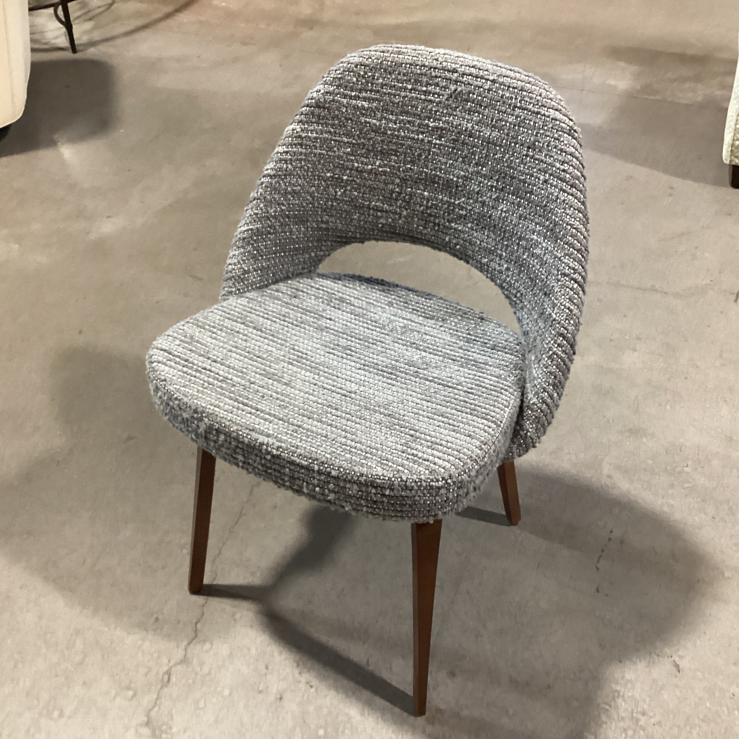 Knoll Saarinen Grey Tones & Ivory Woven Boucle & Walnut Mid Century Style Dining Chair 22"x 21"x 31"
