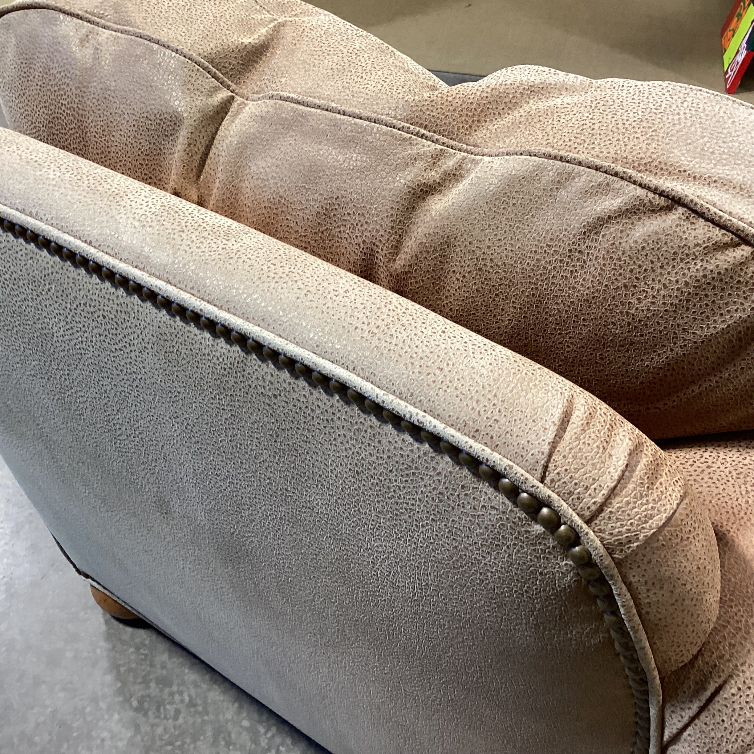 D Langston Tan Textured Leather Nailhead Down Mix Chair 40"x 38"x 30"