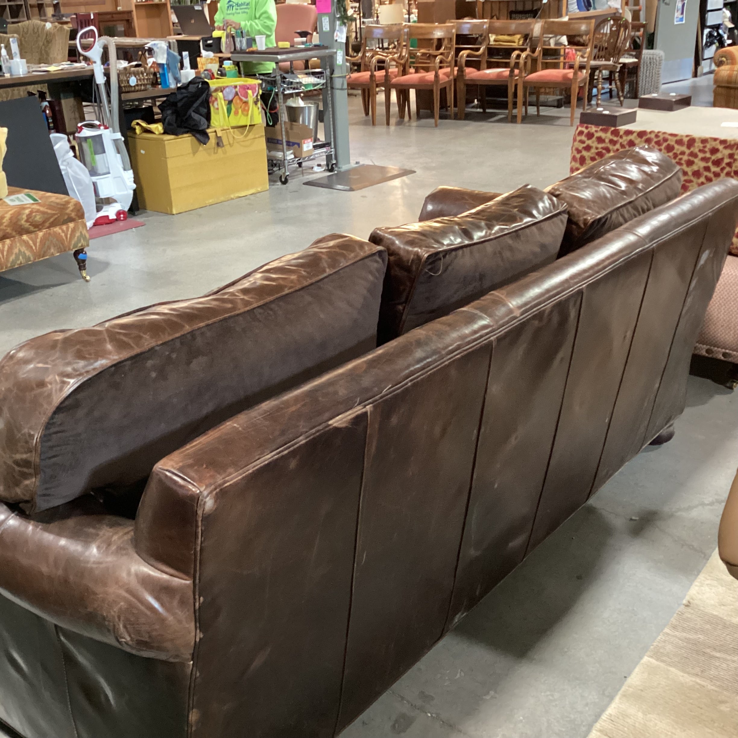 Old Hickory Tannery Distyressed Leather Queen Sleeper Sofa 91"x 43"x 33"