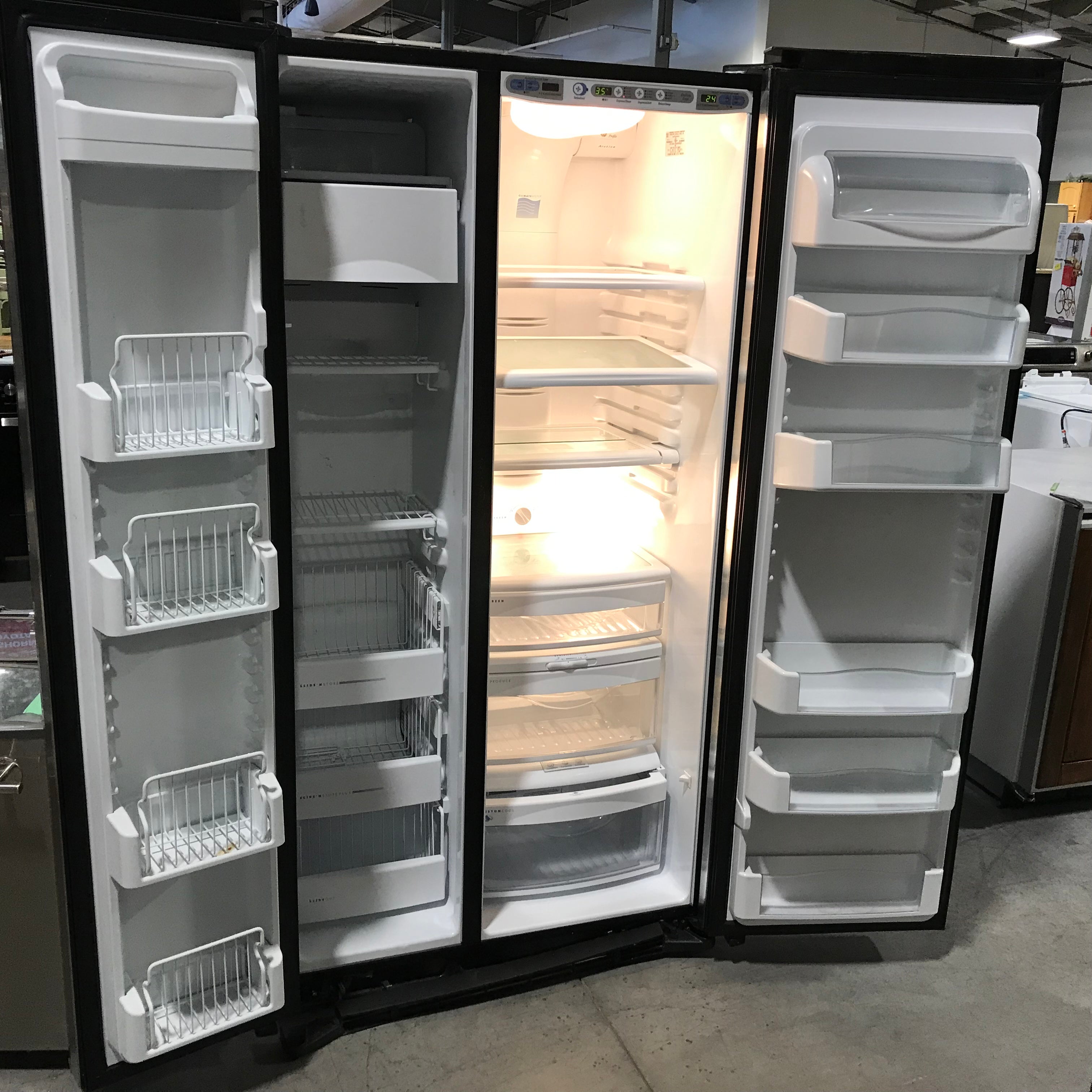 GE Profile Stainless Steel SideBySide Refrigerator 36"x 28"x 70.5