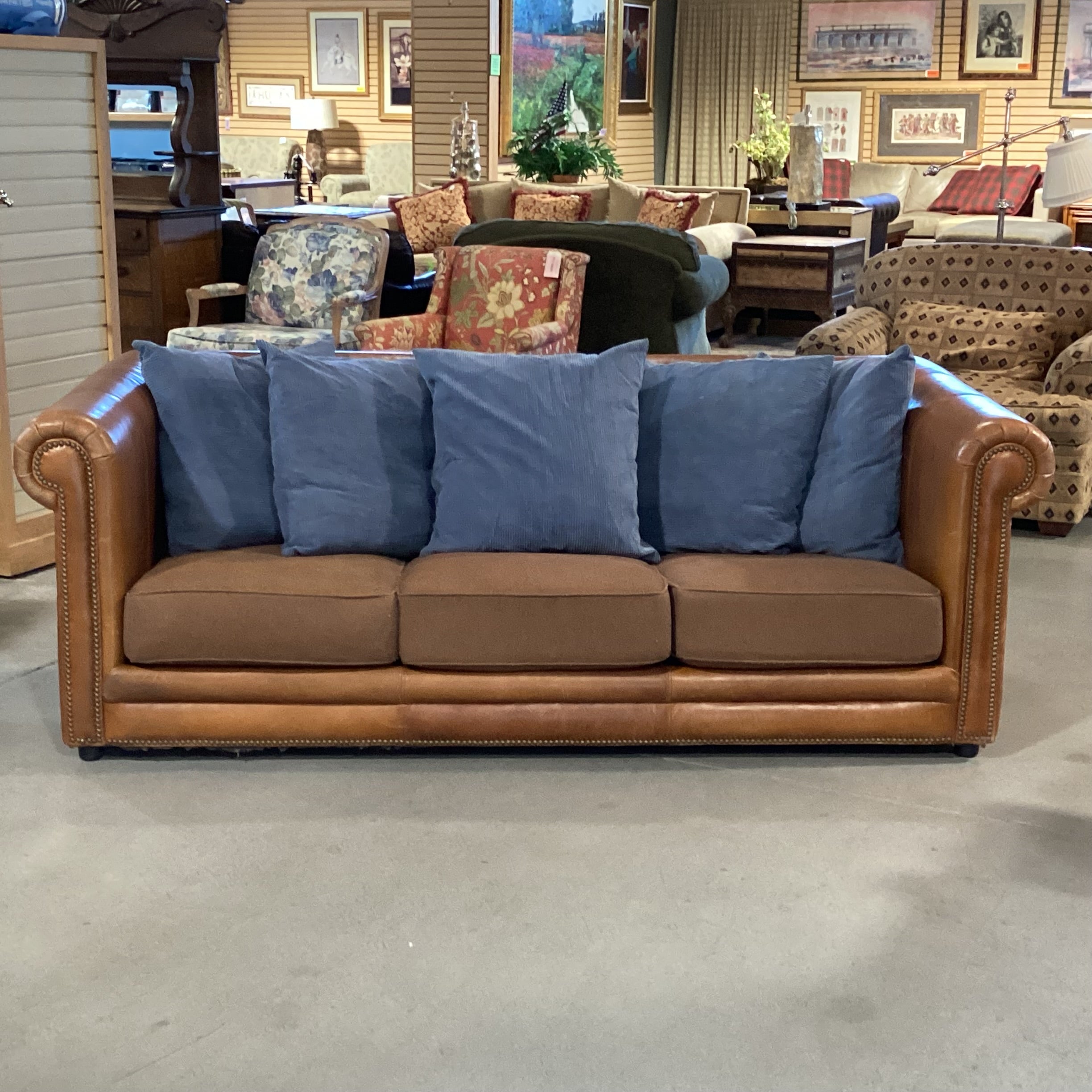 Bassett John Elway Home Collection Leather Roll Arm Nailhead & Upholstery Seat & Back Pillows Sofa 87"x 42"x 30"