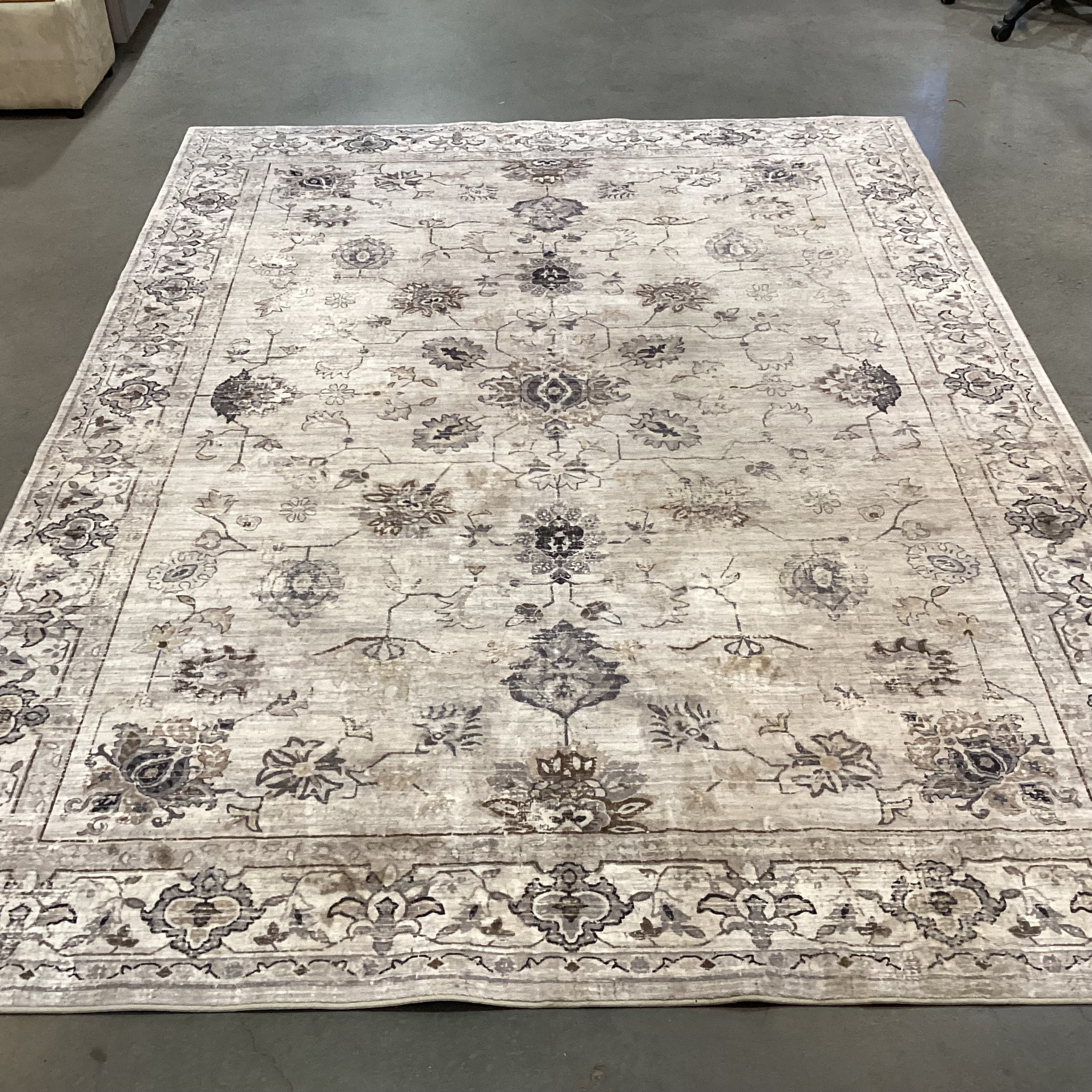 Persian Blooms Ultra Soft Faux Fur Ivory Grey & Taupe Rug 7'3"x 9'10"