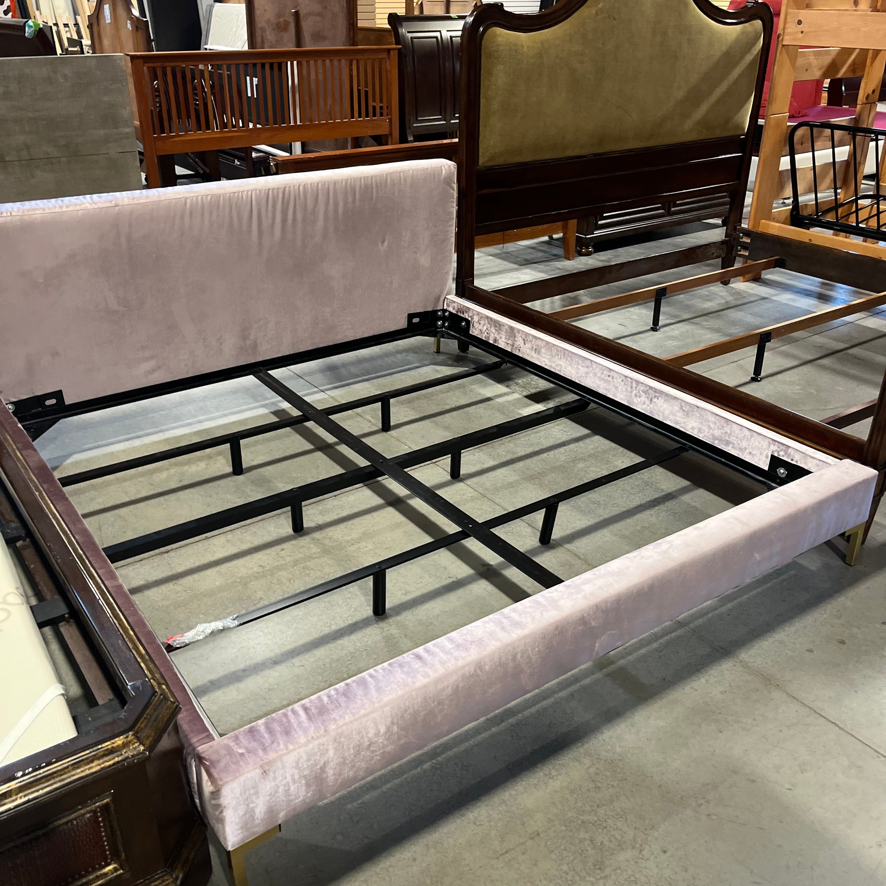 KING Purple Velvet With Brass Accents Bed Set 81.5"x 90"x 37"