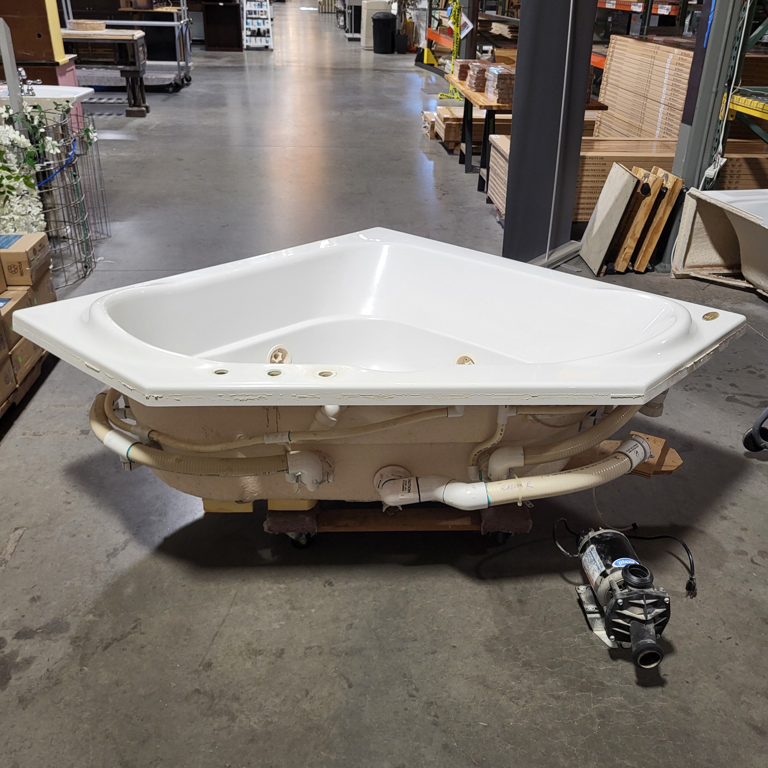 85"x 60"x 19.5" Jacuzzi White Jetted Corner Tub