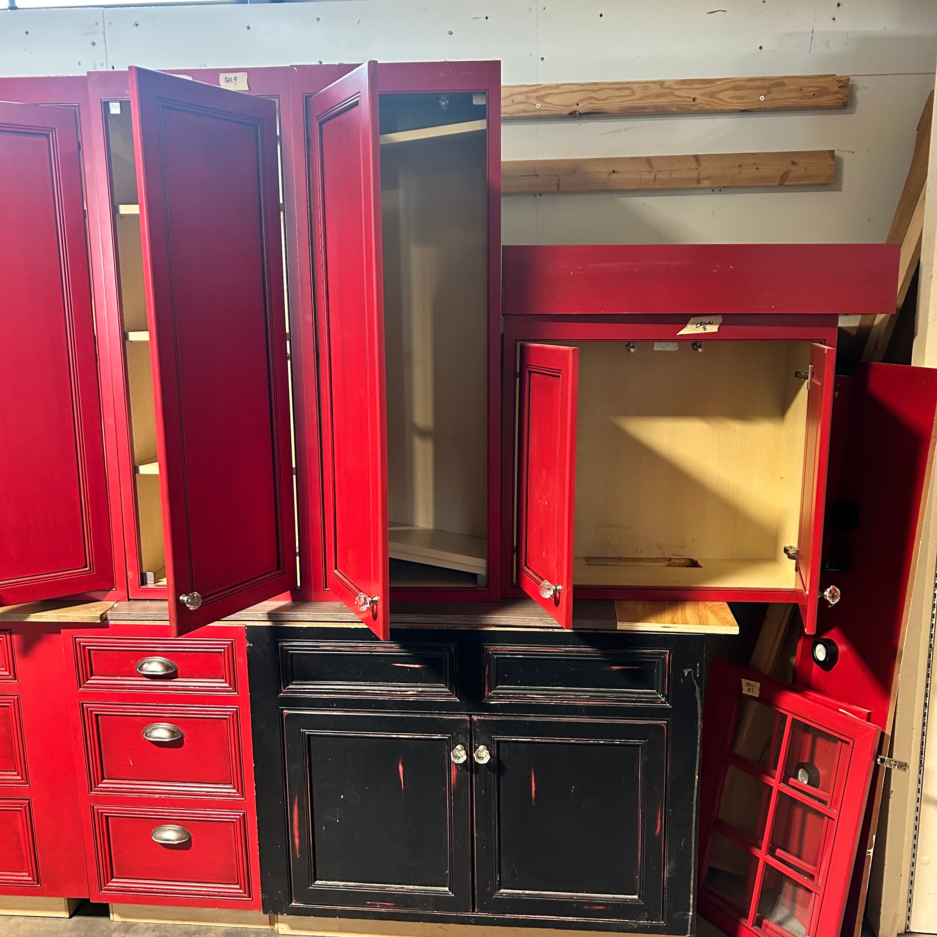 17 Piece Red Stained Cabinet Set 9 Uppers 8 Lowers 1 Over Fridge