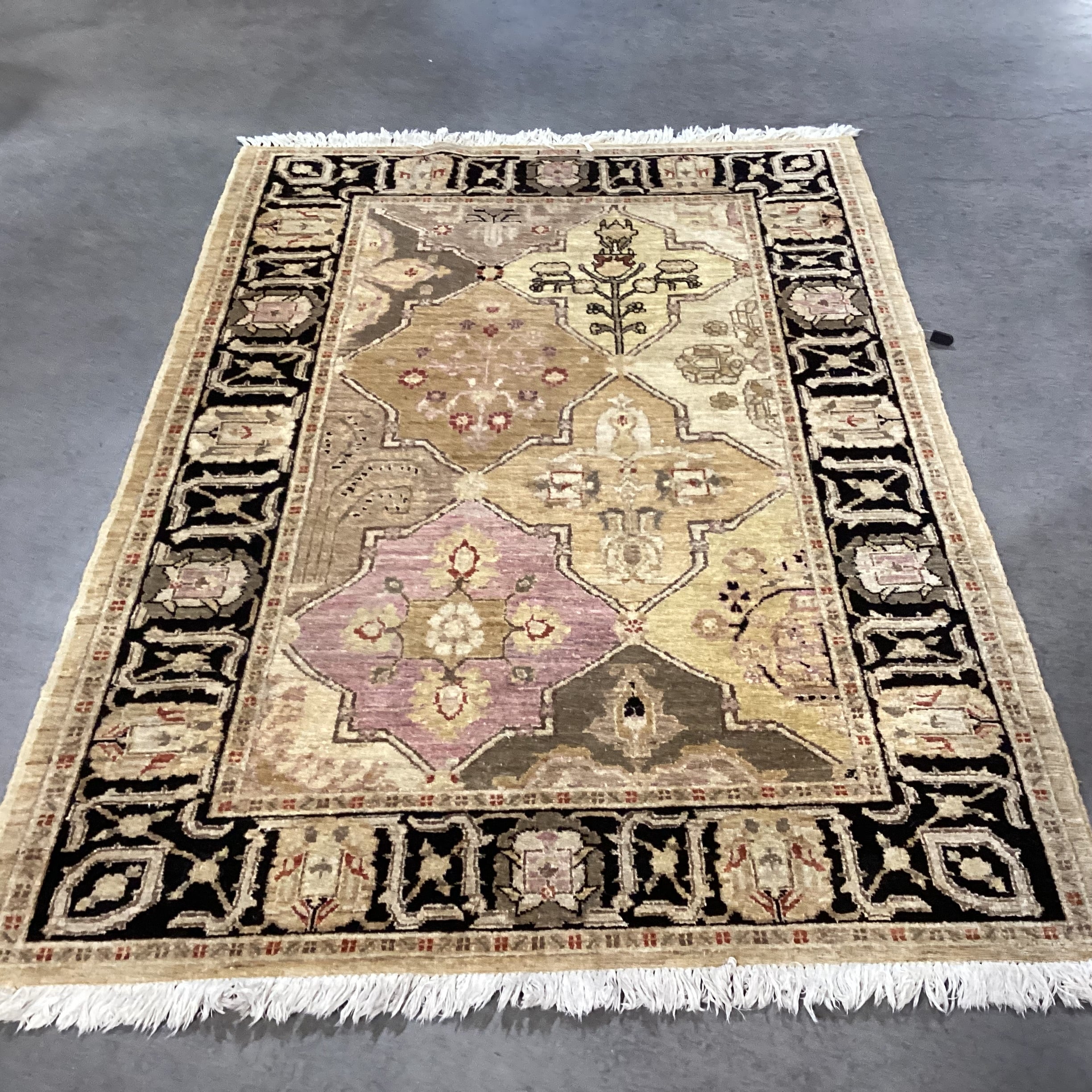 Gold Black Lavender Hand Woven Wool Rug 4'5"x 6'8"